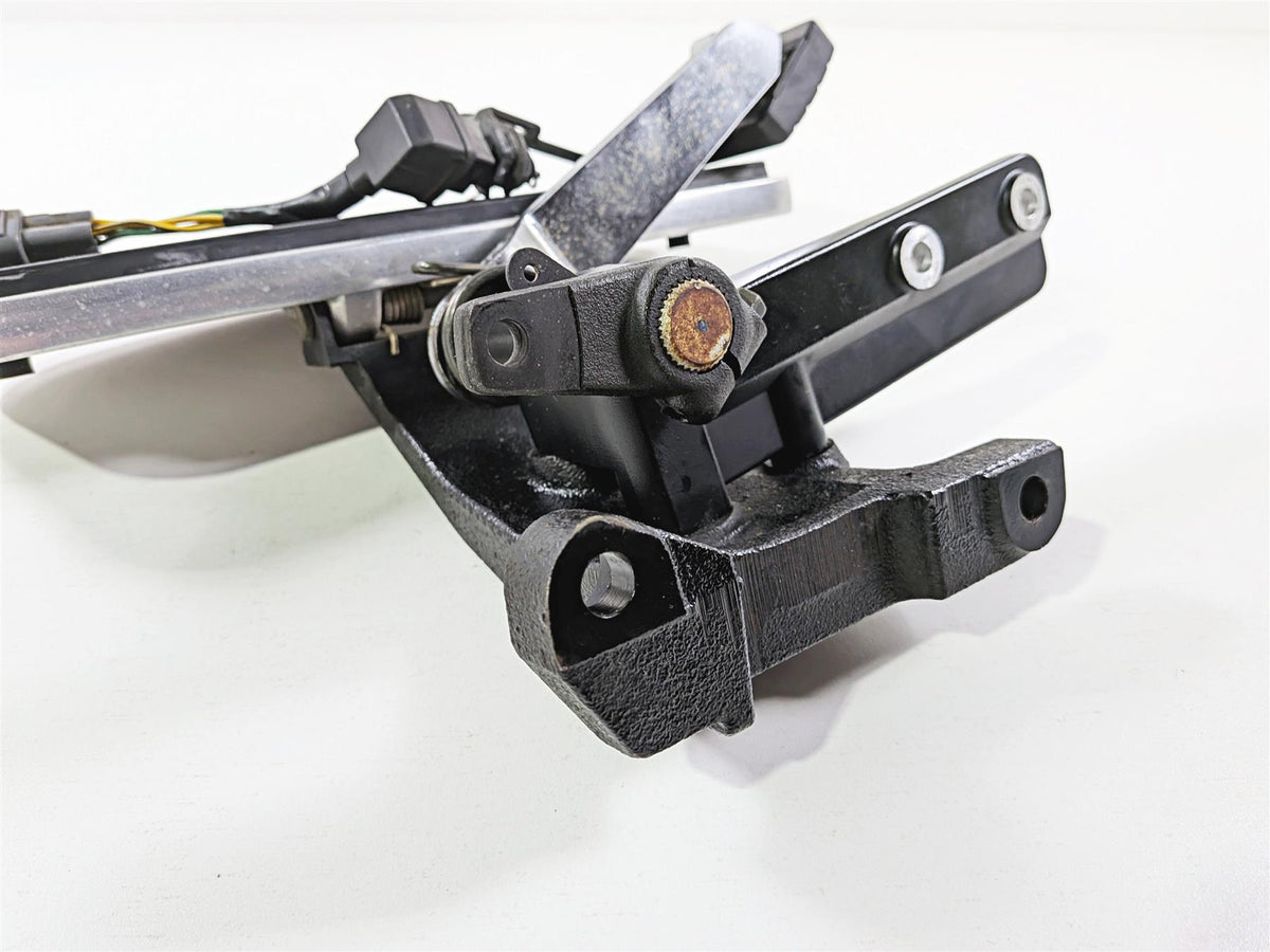 2006 Yamaha XVZ1300 Royal Star Right Floor Board & Brake Pedal 4XY-27420-10-00 {{ shop.shopifyCountryName }} - Mototech271