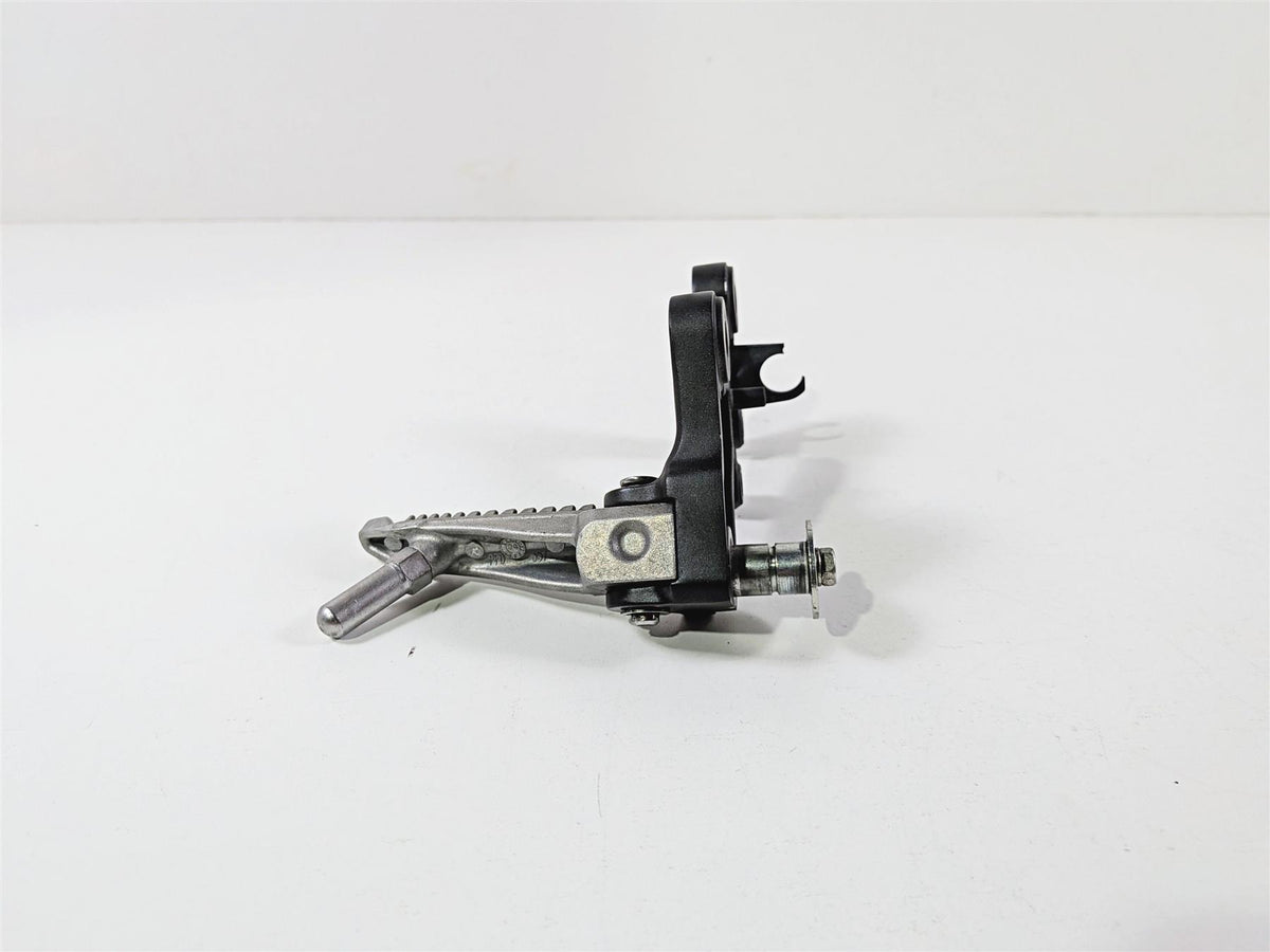2024 Kawasaki EX500 Ninja 40th An. Right Front Rider Foot Peg & Mount 35063-1408 {{ shop.shopifyCountryName }} - Mototech271