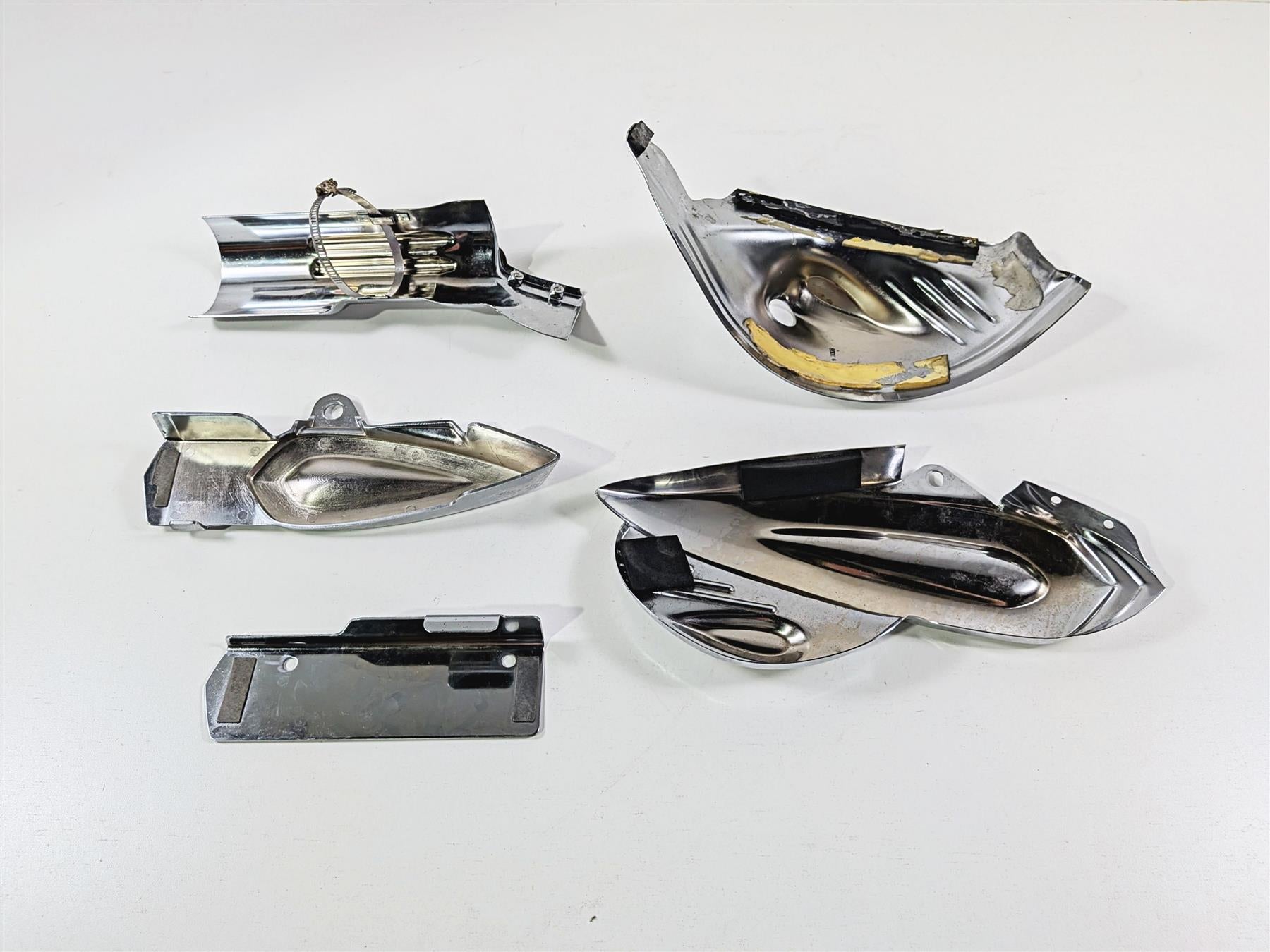 2003 Honda V-Twin VTX1800 C Kuryakyn Swingarm Differential Cover Set 8285 8688 {{ shop.shopifyCountryName }} - Mototech271