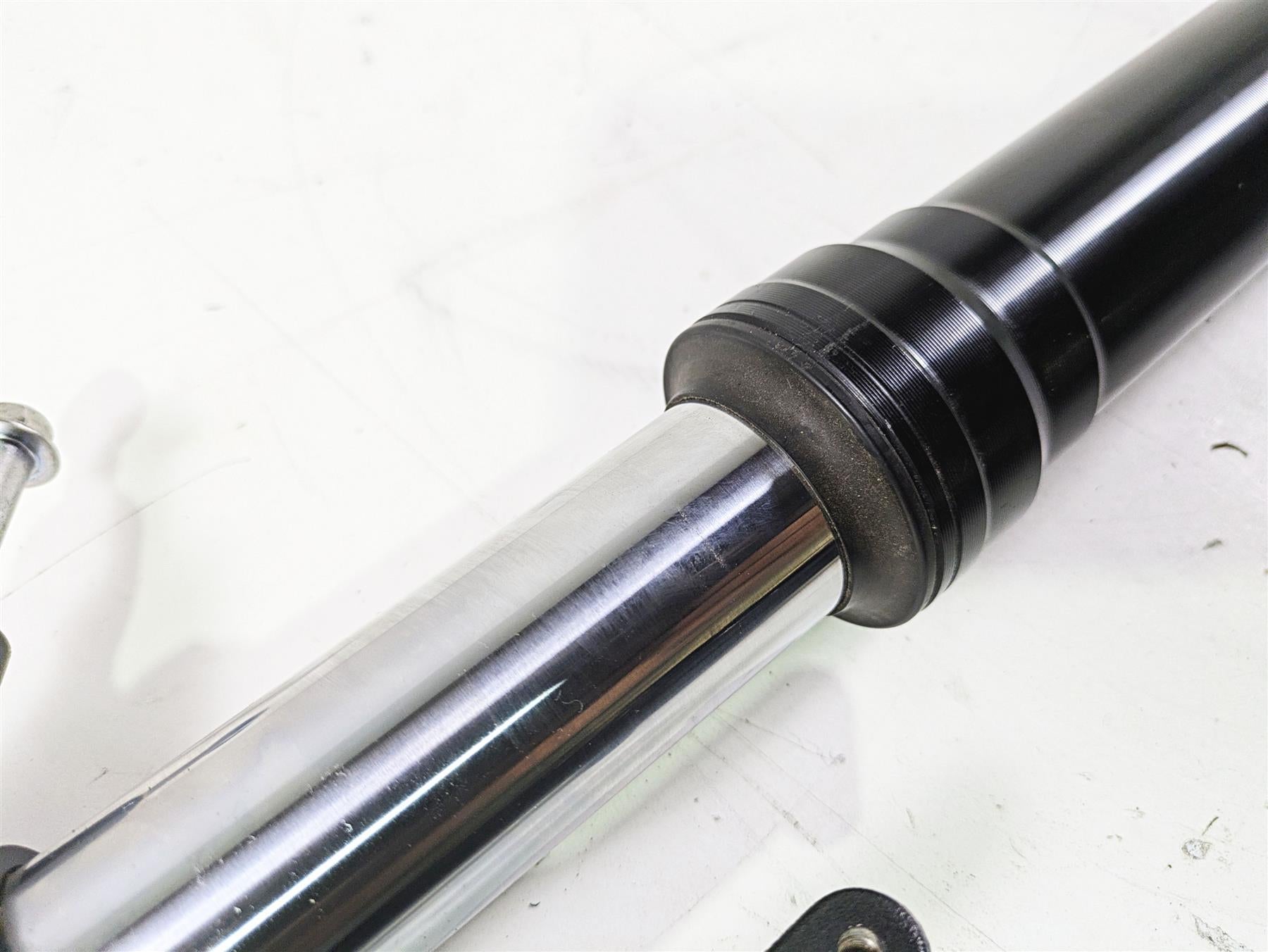 2024 Kawasaki ZX6R ZX636 Ninja Straight Showa Front Fork Leg Set 40mi 44071-1598 {{ shop.shopifyCountryName }} - Mototech271