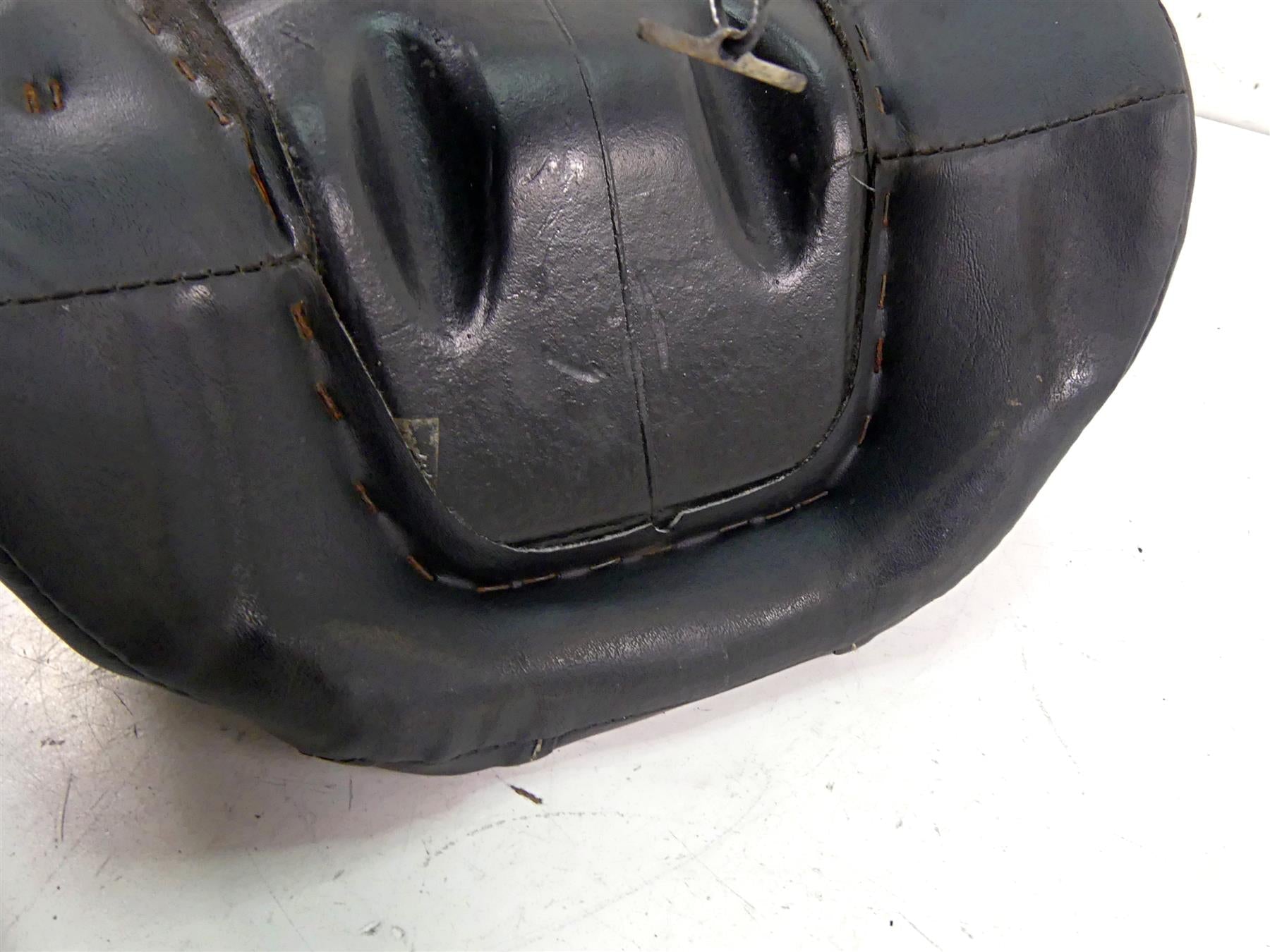 2015 Harley Davidson VRSCDX Night Rod Sp Front Rider Driver Seat Saddle 52000005 {{ shop.shopifyCountryName }} - Mototech271