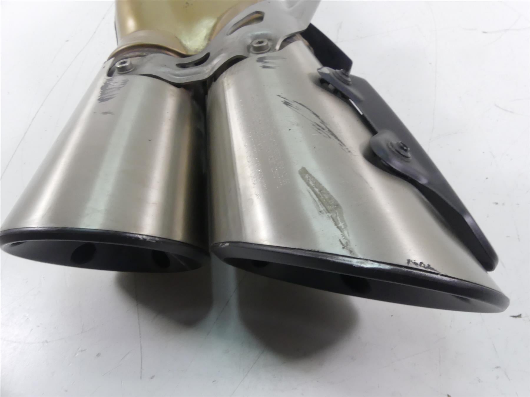 2015 Ducati Diavel Carbon Red Oem Exhaust Muffler Pipe Silencer Damper 57322021B {{ shop.shopifyCountryName }} - Mototech271
