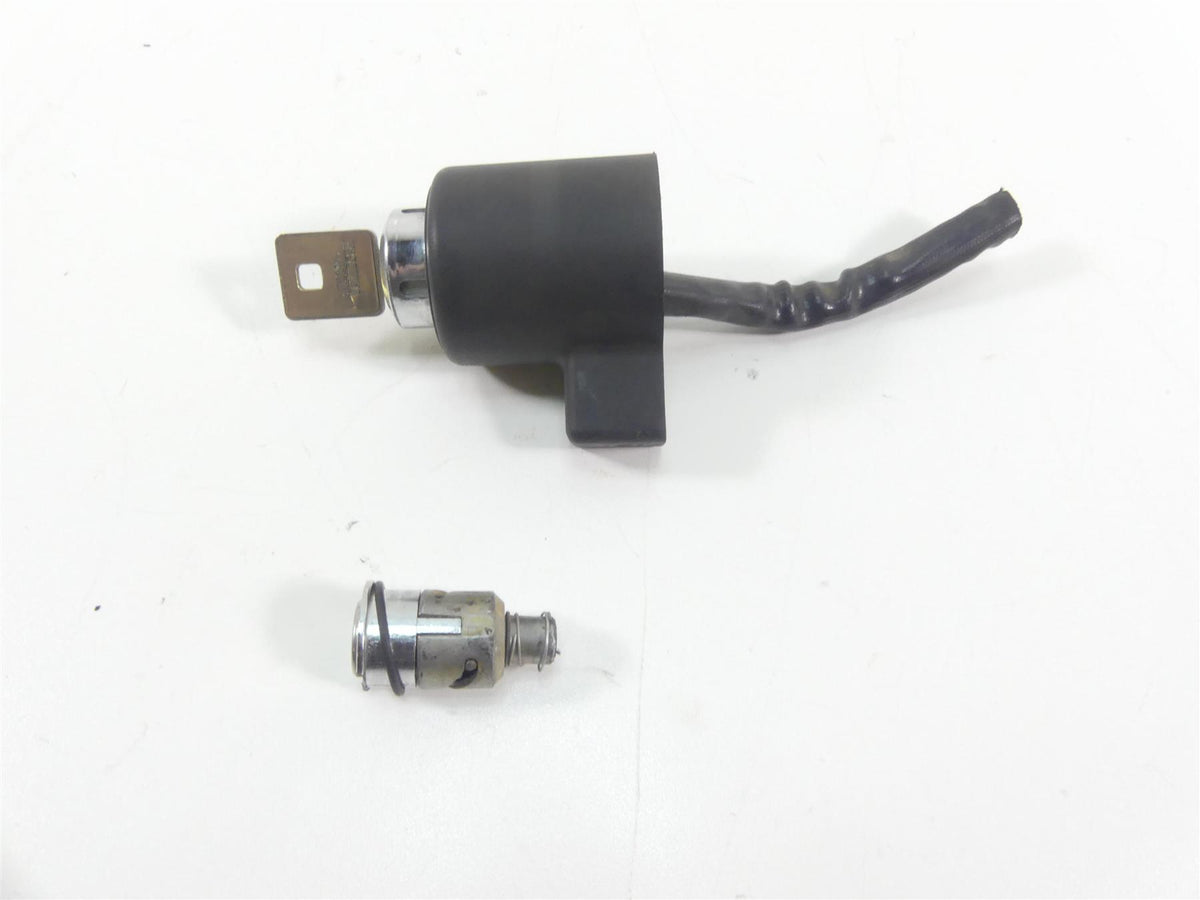 2006 Harley Sportster XL1200 Custom Ignition Switch Steering Lock & Key 71441-94 {{ shop.shopifyCountryName }} - Mototech271