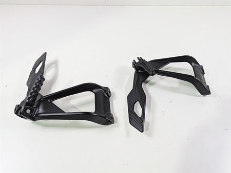 2017 KTM 1290 Super Duke GT Rear Passenger Footpeg 6140304800033S 6140304900033S {{ shop.shopifyCountryName }} - Mototech271