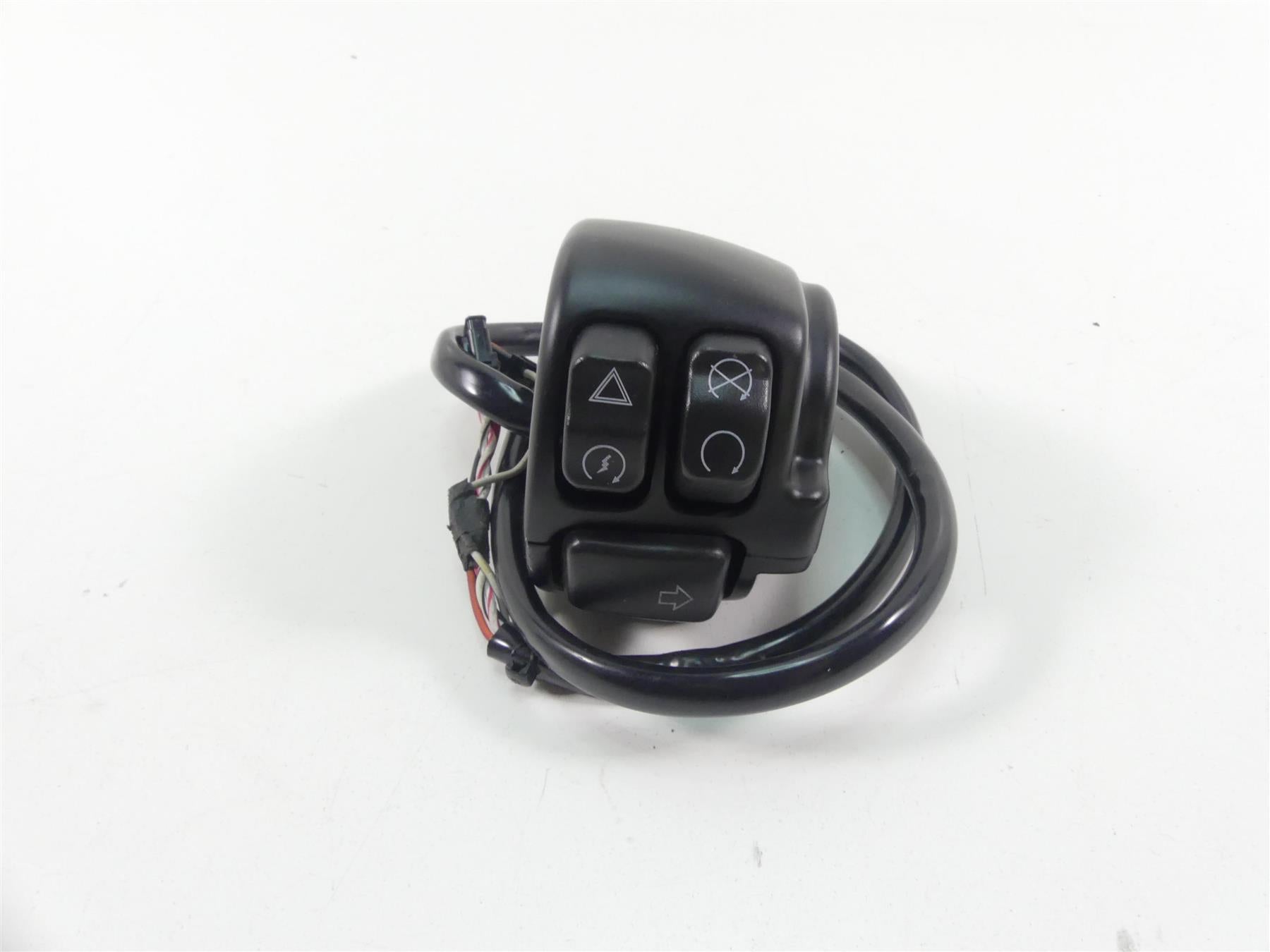 2022 Harley Softail FXBBS Street Bob Right Hand Control Switch 71500462 {{ shop.shopifyCountryName }} - Mototech271