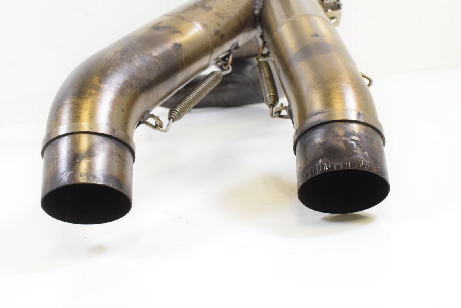 2009 Ducati Superbike 1198 STOCK Exhaust Pipe Header SET 57012631A {{ shop.shopifyCountryName }} - Mototech271