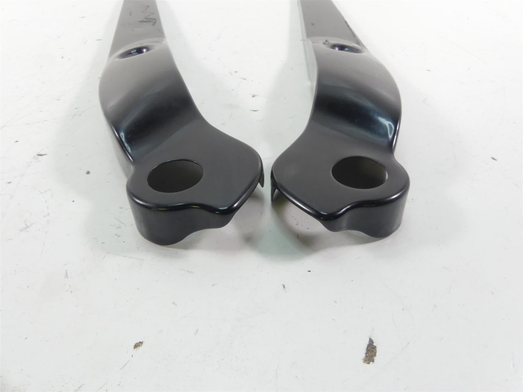 2015 Harley FXDF Dyna Fat Bob Rear Fender Struts Braces Rails 59138-06 59171-06 {{ shop.shopifyCountryName }} - Mototech271