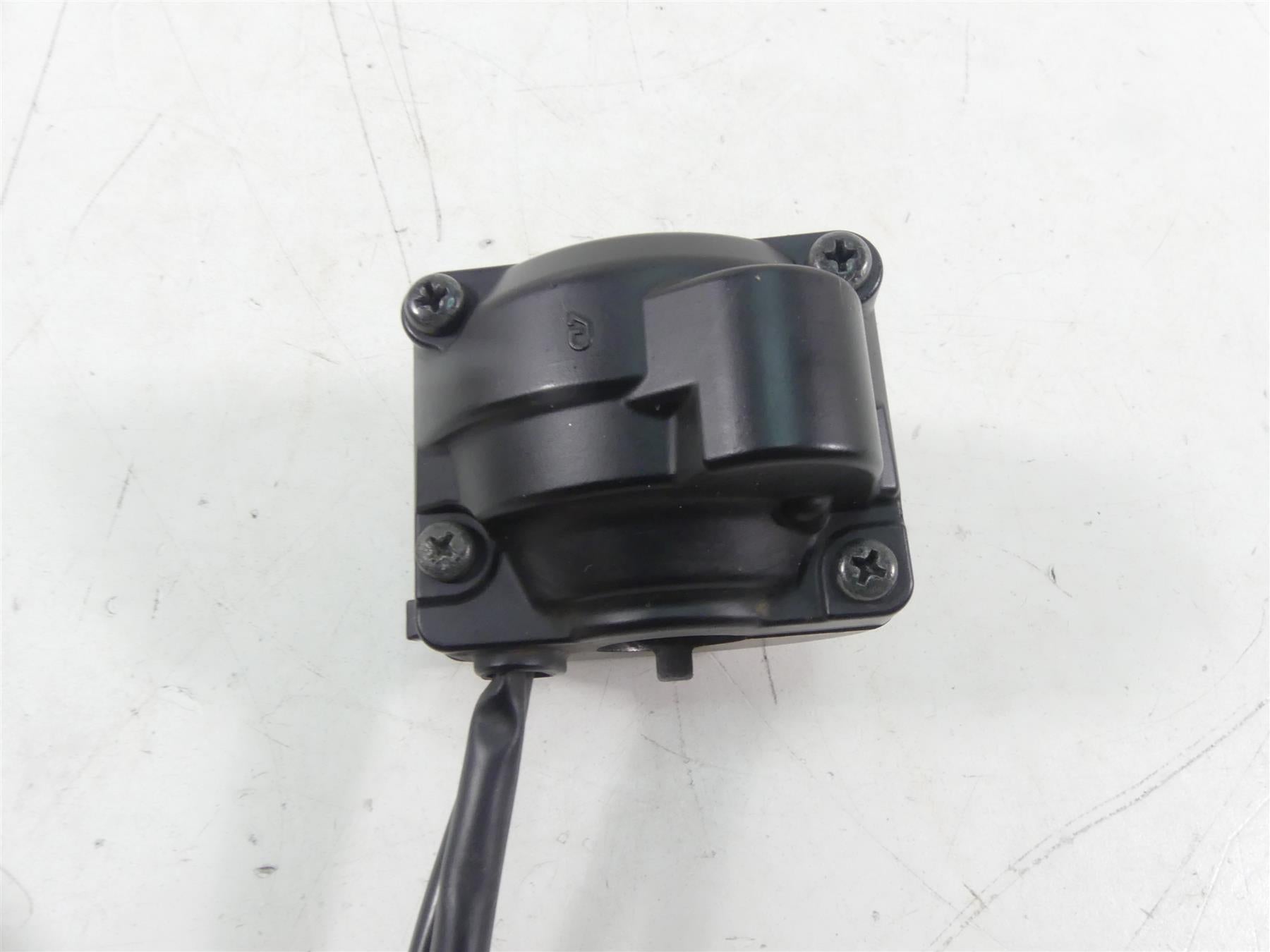 2015 KTM 1190 Adventure R Right Hand Start Stop Control Switch 76011073100 {{ shop.shopifyCountryName }} - Mototech271