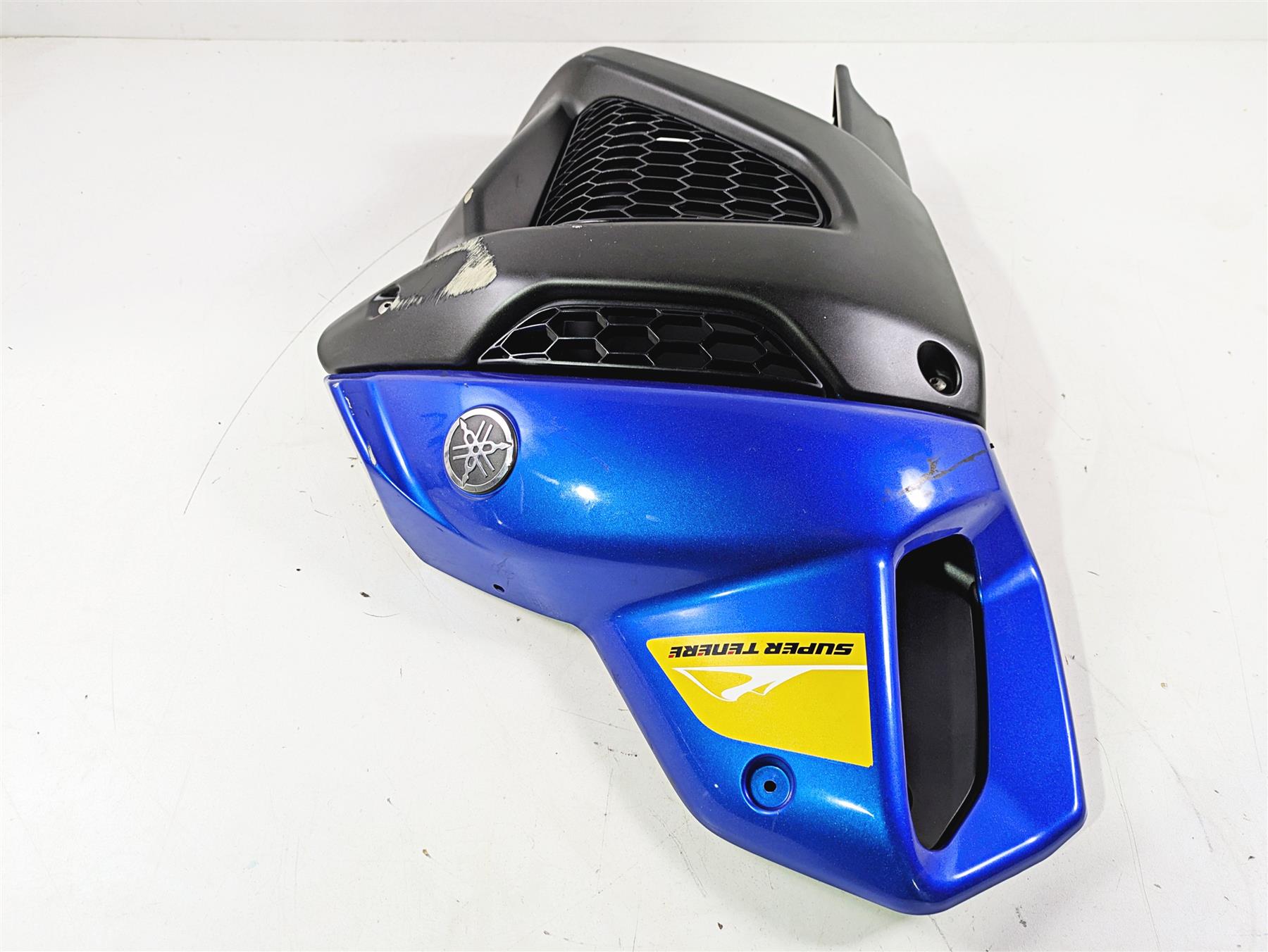 2012 Yamaha XT1200 Super Tenere Left Upper Tank Fairing Set 23P-2842M-00 {{ shop.shopifyCountryName }} - Mototech271