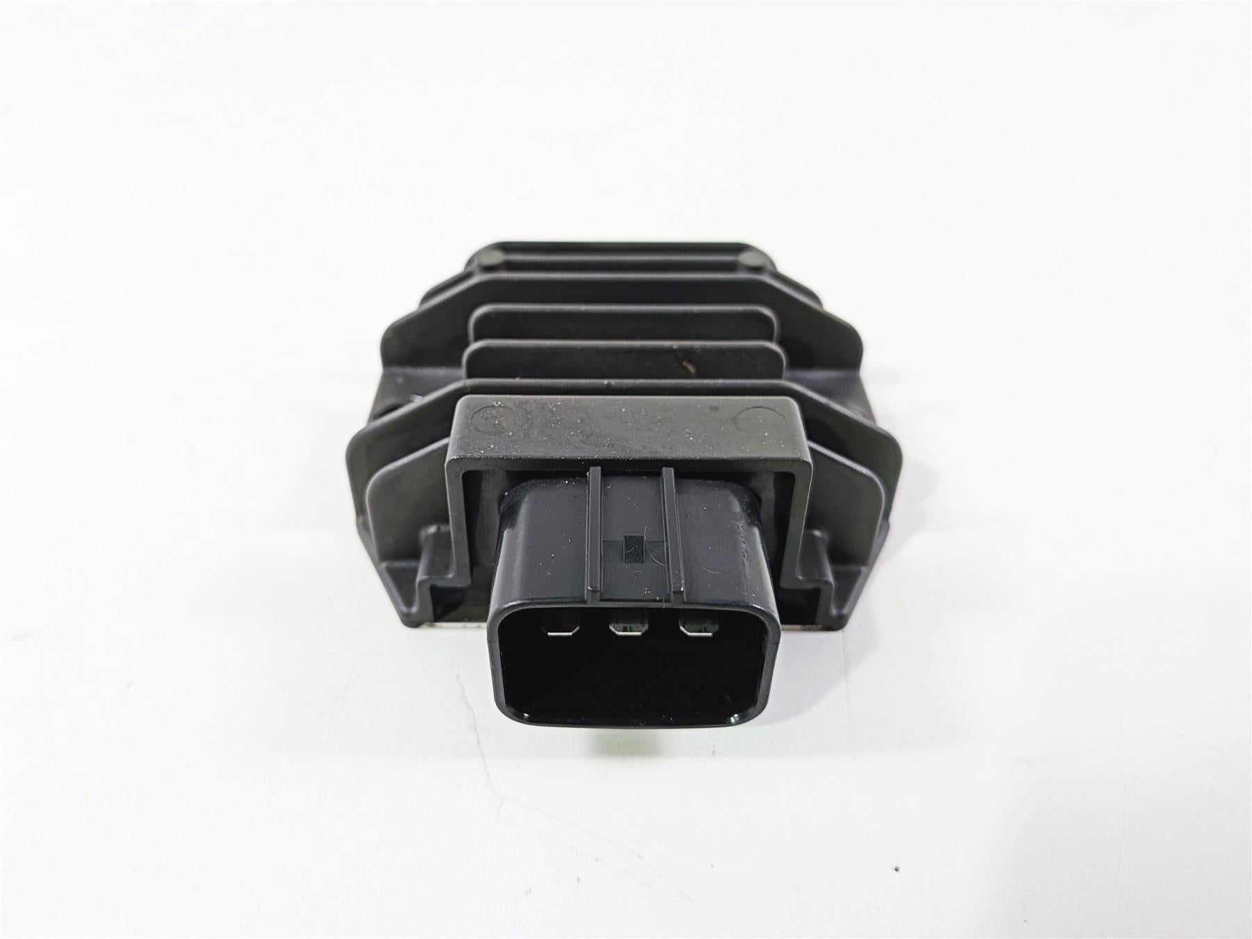 2018 KTM 1290 Super Duke R Rectifier Voltage Regulator 60311034000 FH022AA-Mototech271