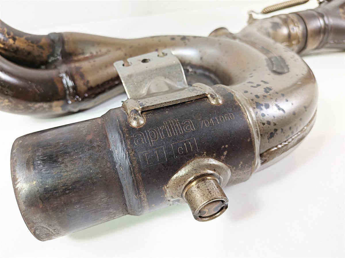2016 Aprilia RSV 1100 Tuono V4 Factory Exhaust Pipe Header Manifold 858738 {{ shop.shopifyCountryName }} - Mototech271