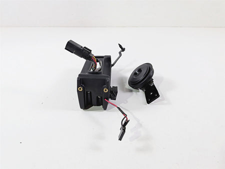 2024 Harley Softail FXLRST Low Rider Horn & Wiring Box Set 69201654 {{ shop.shopifyCountryName }} - Mototech271