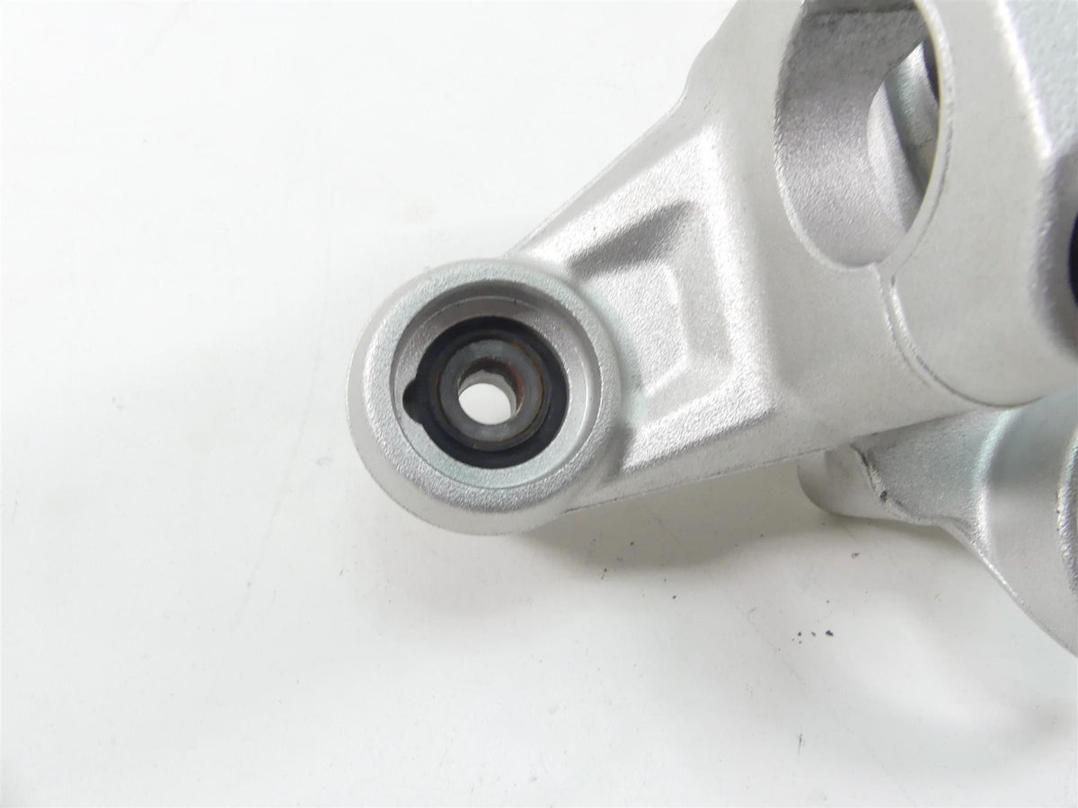 2019 BMW R1250GS K50 Upper Triple Tree Steering Clamp 31428555851 {{ shop.shopifyCountryName }} - Mototech271