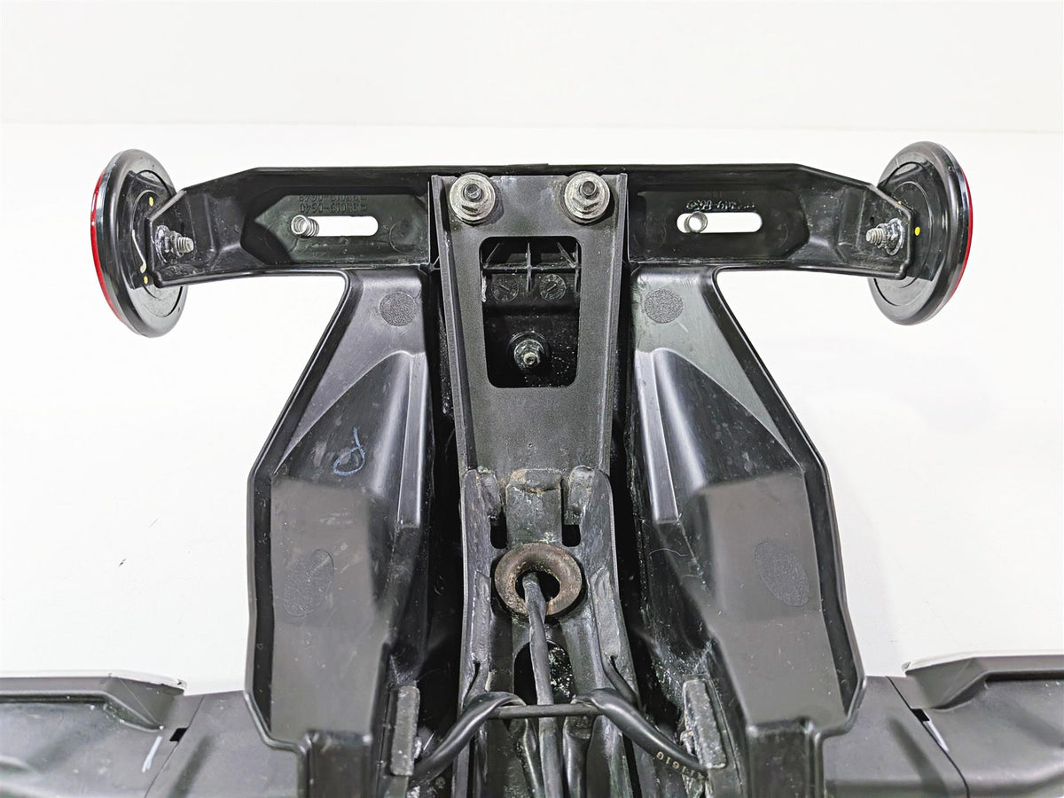 2024 Kawasaki EX500 Ninja 40th An. Rear turn Signal Blinker Fender 35019-0639 {{ shop.shopifyCountryName }} - Mototech271