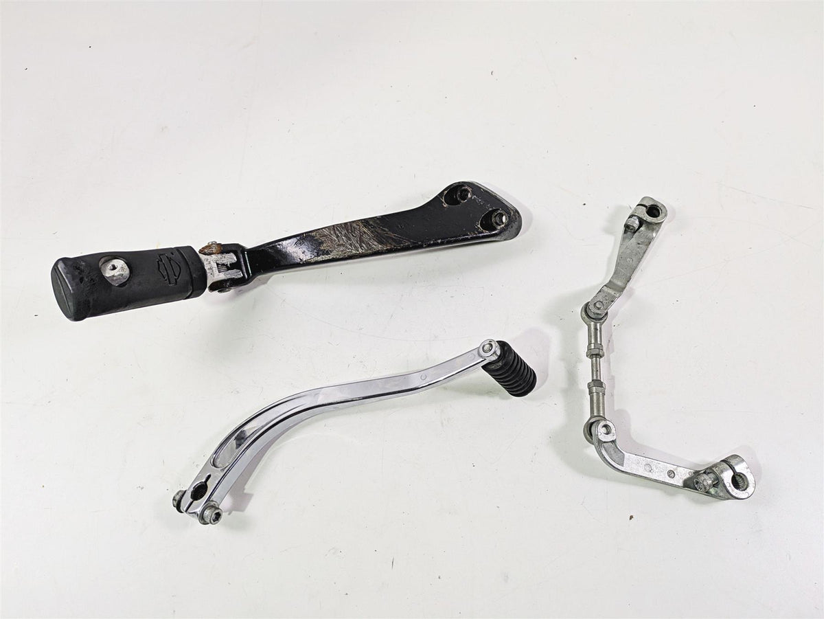 2020 Harley Softail FXST Standard Left Footpeg & Shifter Pedal 50500603 33600126 {{ shop.shopifyCountryName }} - Mototech271