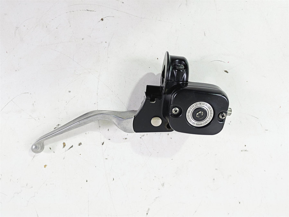 2015 Harley FXDL Dyna Low Rider Front Brake Master Cylinder 11/16 45170-08F {{ shop.shopifyCountryName }} - Mototech271