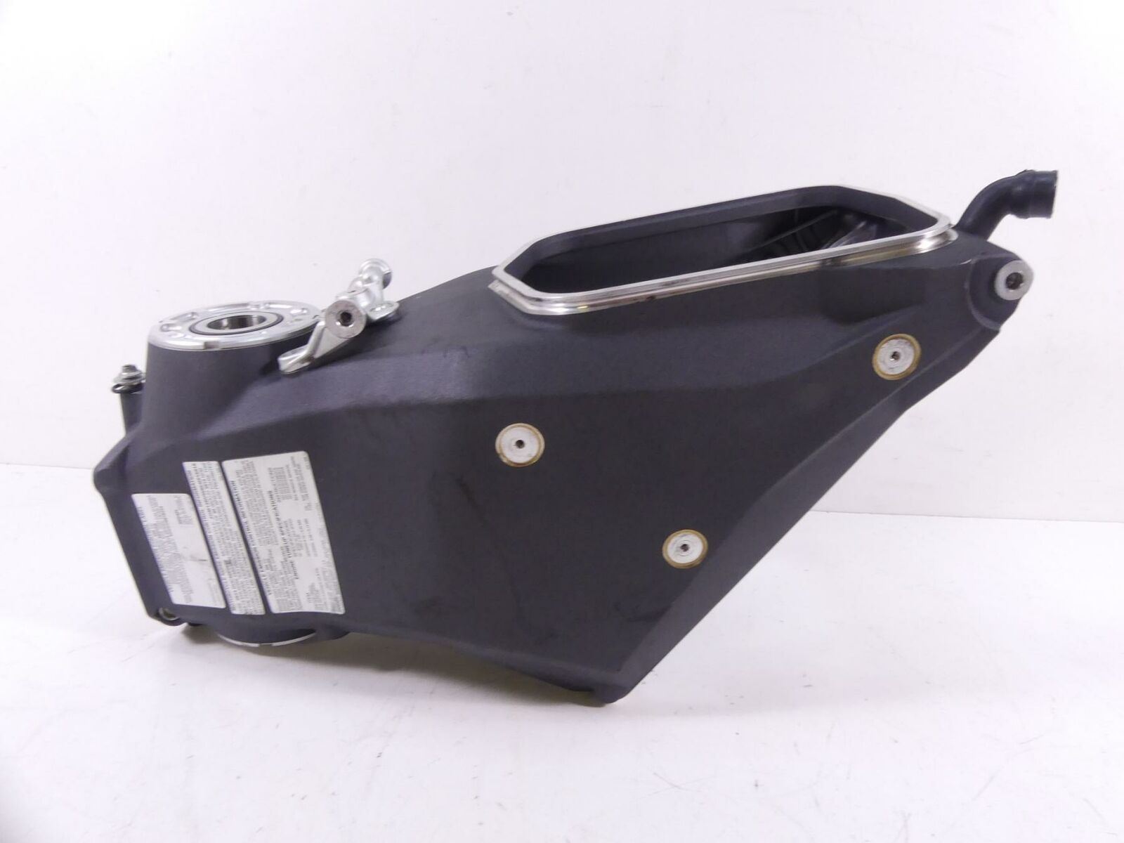 2014 Ducati 899 Panigale Straight Main Frame Chassis Slvg Air Box 47012051CA {{ shop.shopifyCountryName }} - Mototech271