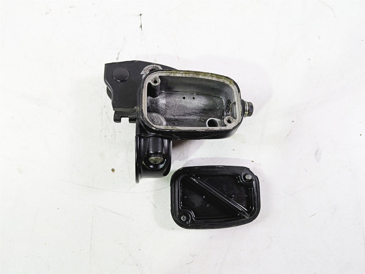 2013 Harley VRSCF Muscle Rod Clutch Master Cylinder 11/16" 38744-09B {{ shop.shopifyCountryName }} - Mototech271