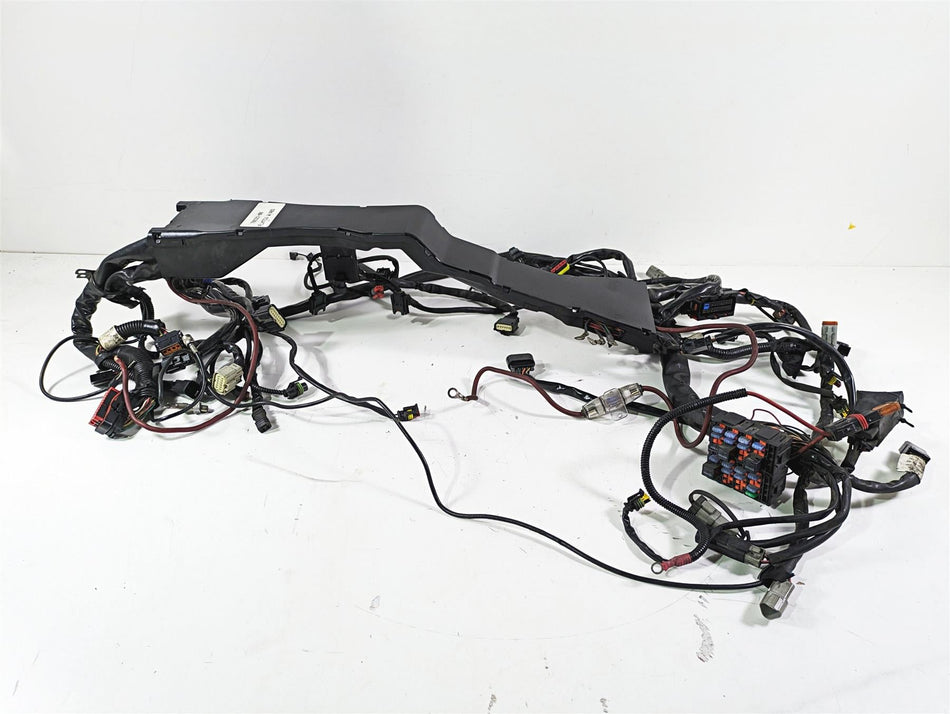 2008 Harley Touring FLHTCU E-Glide 105TH Wiring Harness Loom -Abs 70121-08 {{ shop.shopifyCountryName }} - Mototech271