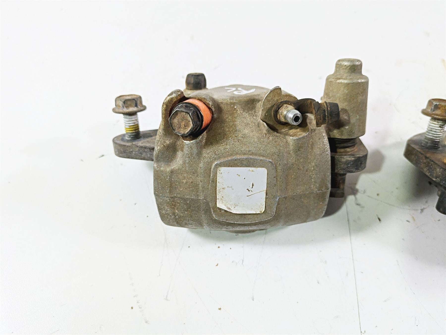2022 Can-Am Defender XMR HD10 Rear Brake Caliper Set 705601928 705601929 {{ shop.shopifyCountryName }} - Mototech271