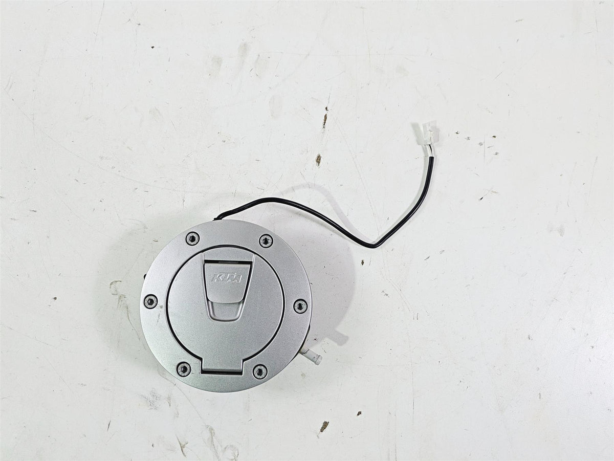 2018 KTM 1290 Super Adv S Keyless Fuel Gas Tank Lid 60707008000 {{ shop.shopifyCountryName }} - Mototech271