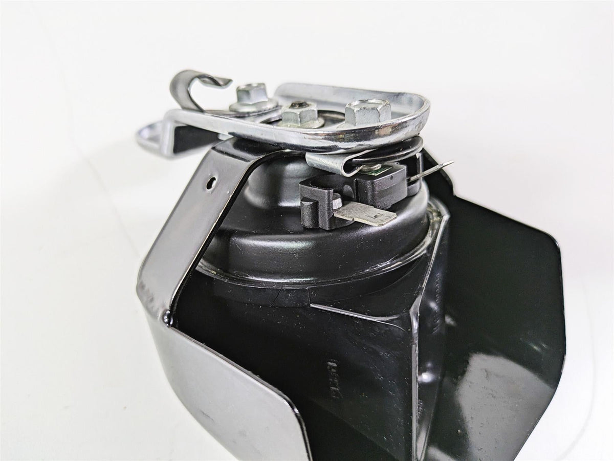 2009 Harley FLSTSB Cross Bones Horn & Black Cover 61300452 69060-90H {{ shop.shopifyCountryName }} - Mototech271