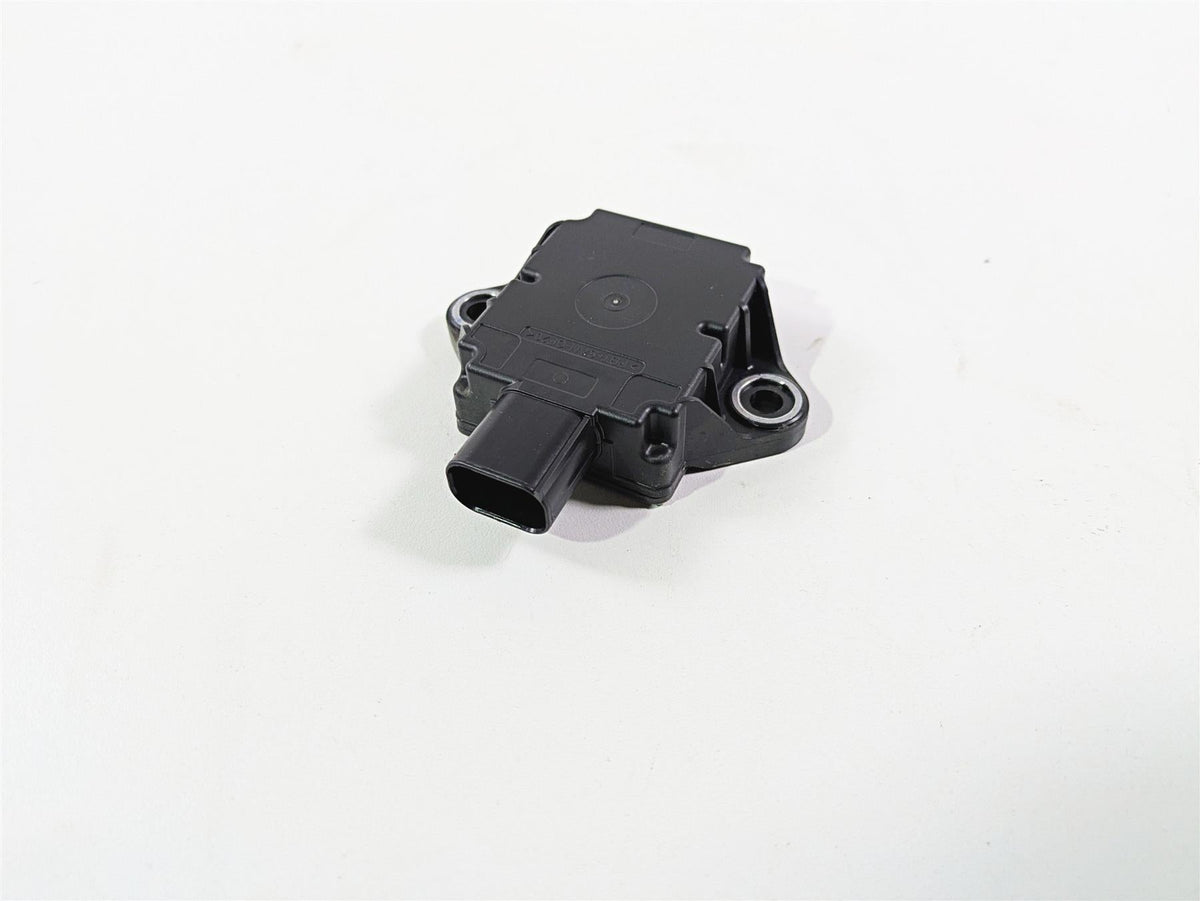 2024 Triumph Tiger 900 GT Lean Angle Fall Tilt Sensor T2508035 {{ shop.shopifyCountryName }} - Mototech271