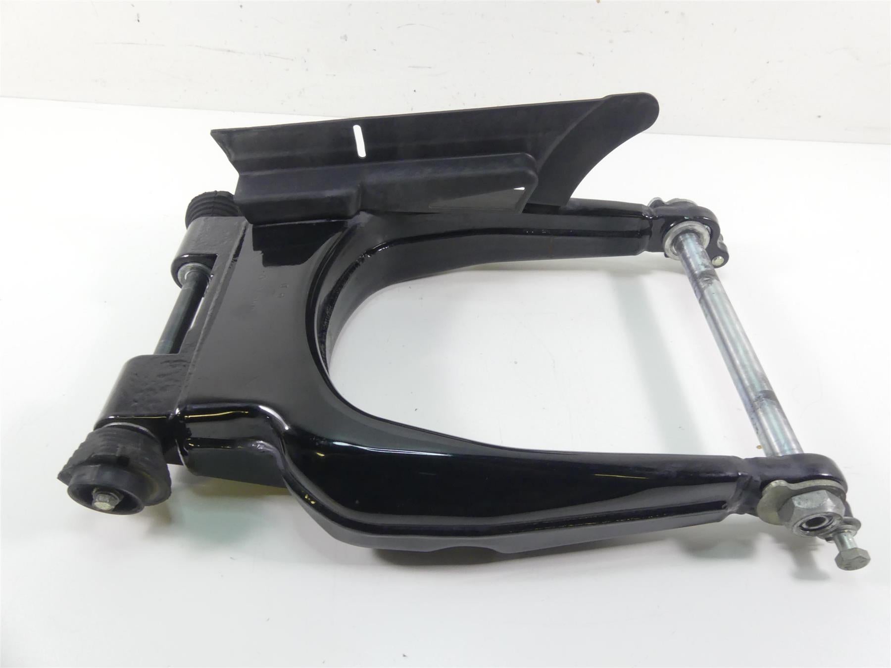 2014 Harley Touring FLHTK Electra Glide Rear Swingarm + Axle Set 47549-09A | Mototech271