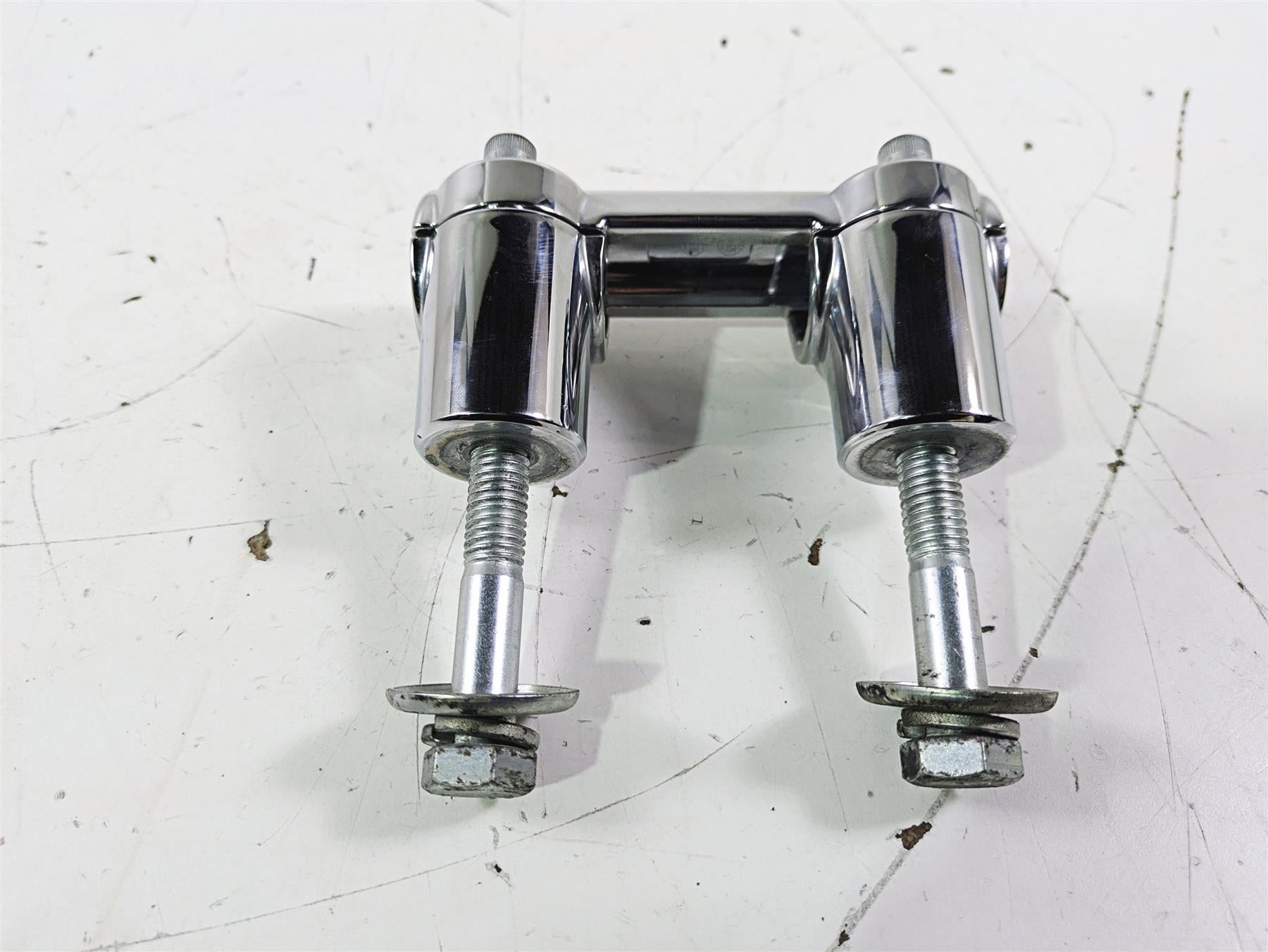 2016 Harley FLSTC Softail Heritage Handlebar Chrome Riser Set 55984-07 {{ shop.shopifyCountryName }} - Mototech271