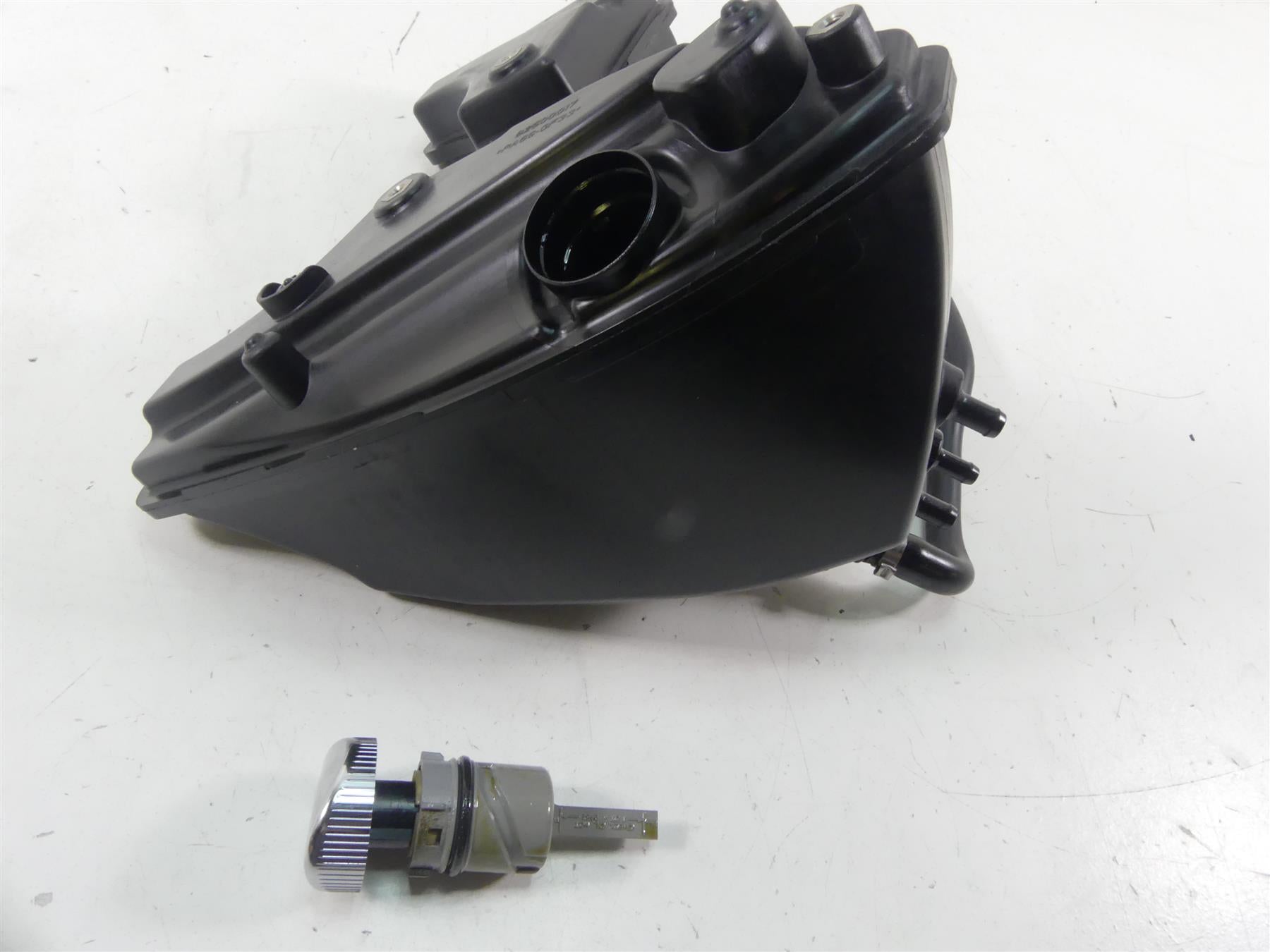 2020 Harley XL1200 CX Sportster Roadster Oil Tank Reservoir & Dip Stick 62500017 {{ shop.shopifyCountryName }} - Mototech271