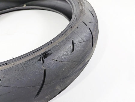 Used Front Motorcycle Tire Dunlop Sportmax Roadsport 2 120/70-R17 58W DOT2624 45238704-Mototech271