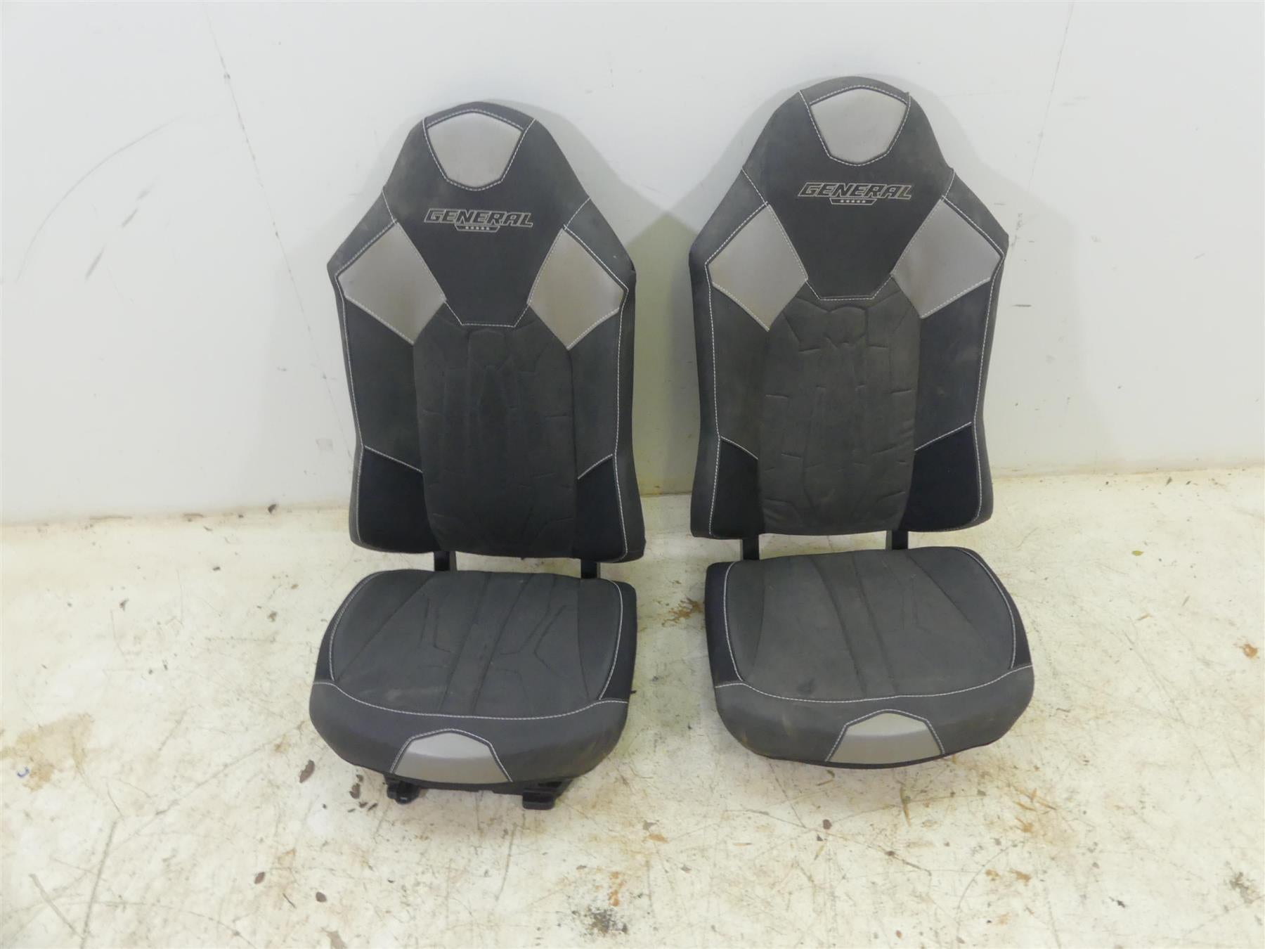 2018 Polaris General 1000 EPS Left Right Driver Passenger Seat Set 1022256 {{ shop.shopifyCountryName }} - Mototech271