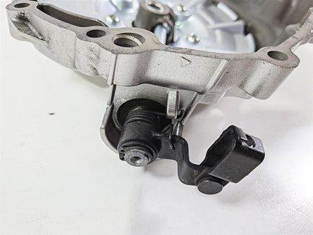 2016 Yamaha YZF R1 RN32 Silver Clutch Cover B60-15421-00-00 {{ shop.shopifyCountryName }} - Mototech271