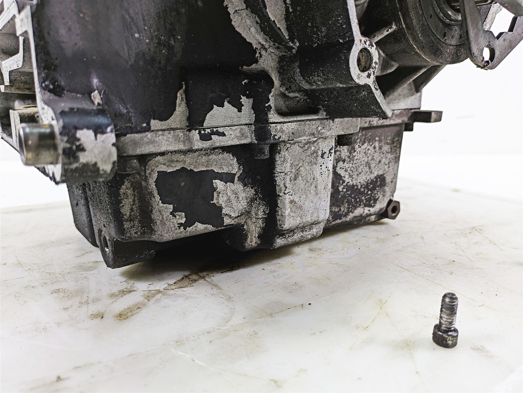 2009 Harley FXDC Dyna Super Glide Custom 6-Speed Transmission Gear Box 33091-06A {{ shop.shopifyCountryName }} - Mototech271