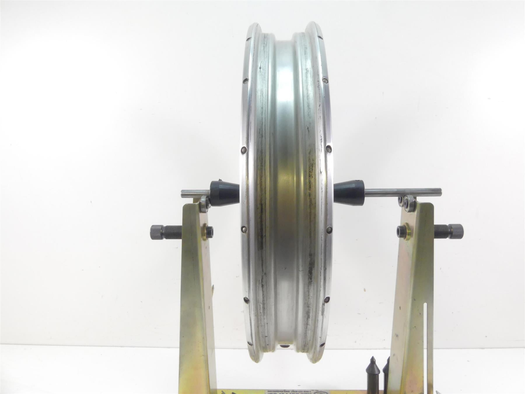 2003 BMW R1150 GS R21 Front Wheel Rim 19x2.5 Integral Abs - Read 36312314912 {{ shop.shopifyCountryName }} - Mototech271