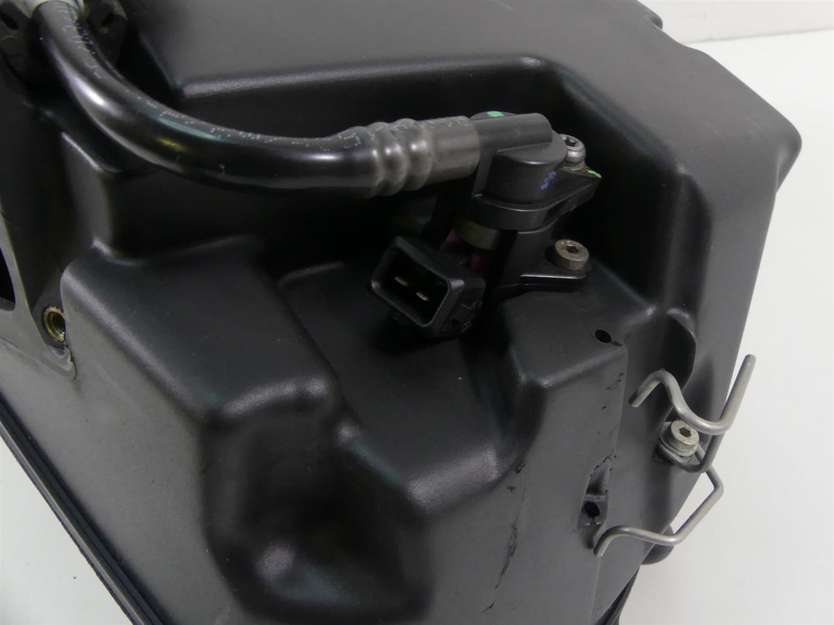 2010 Ducati Streetfighter 1098 S Air Box Cleaner Breather & Injectors 44211393B {{ shop.shopifyCountryName }} - Mototech271
