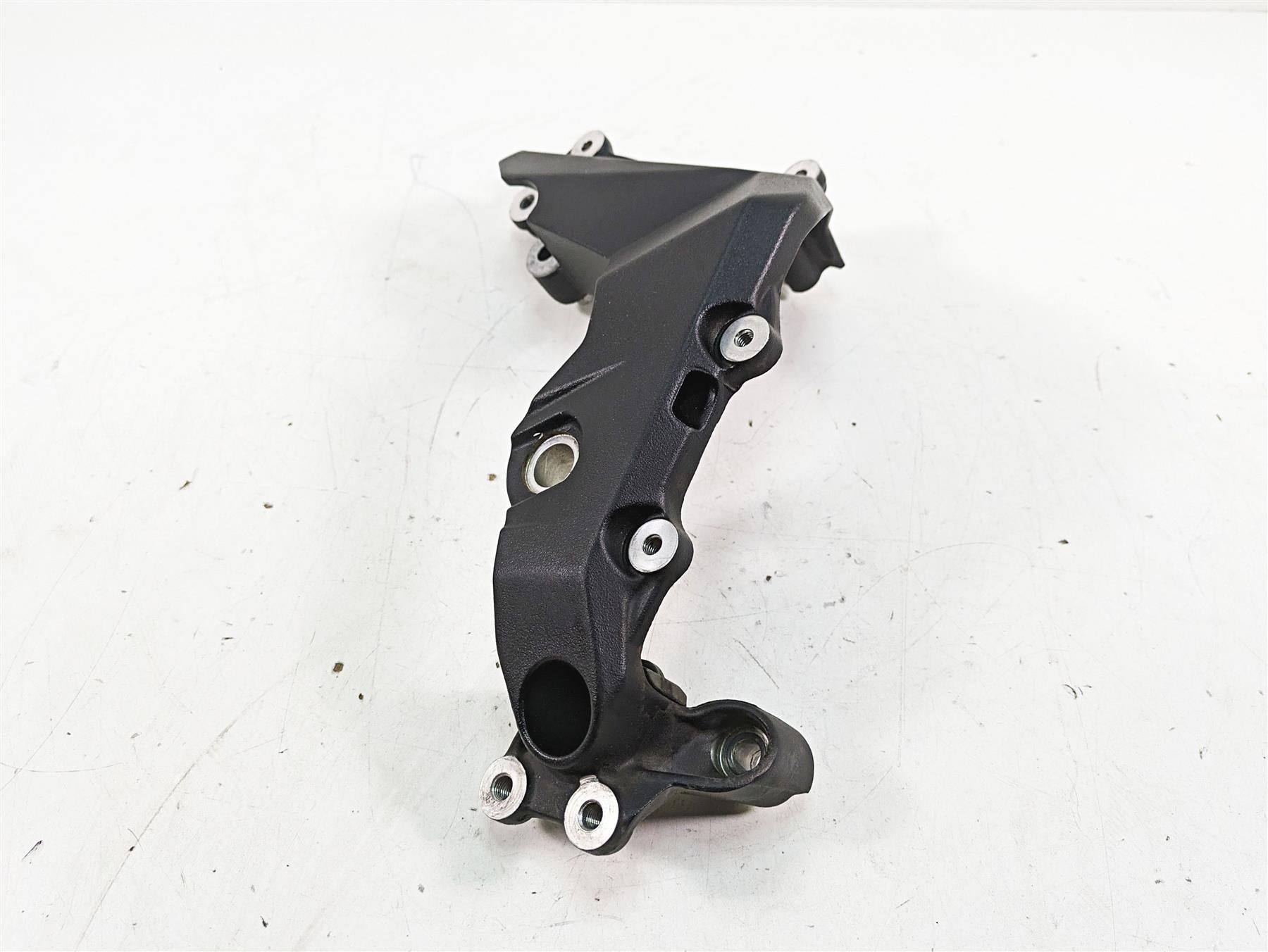 2013 MV Agusta F3 675 ERA Left Swingarm Plate Frame Mount 8BA0B5643 {{ shop.shopifyCountryName }} - Mototech271