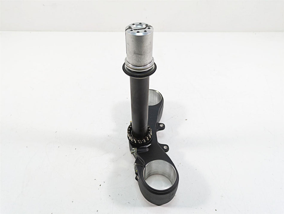 2020 Ducati Hypermotard 950 SP Lower Triple Tree Steering Clamp 34220763AA {{ shop.shopifyCountryName }} - Mototech271