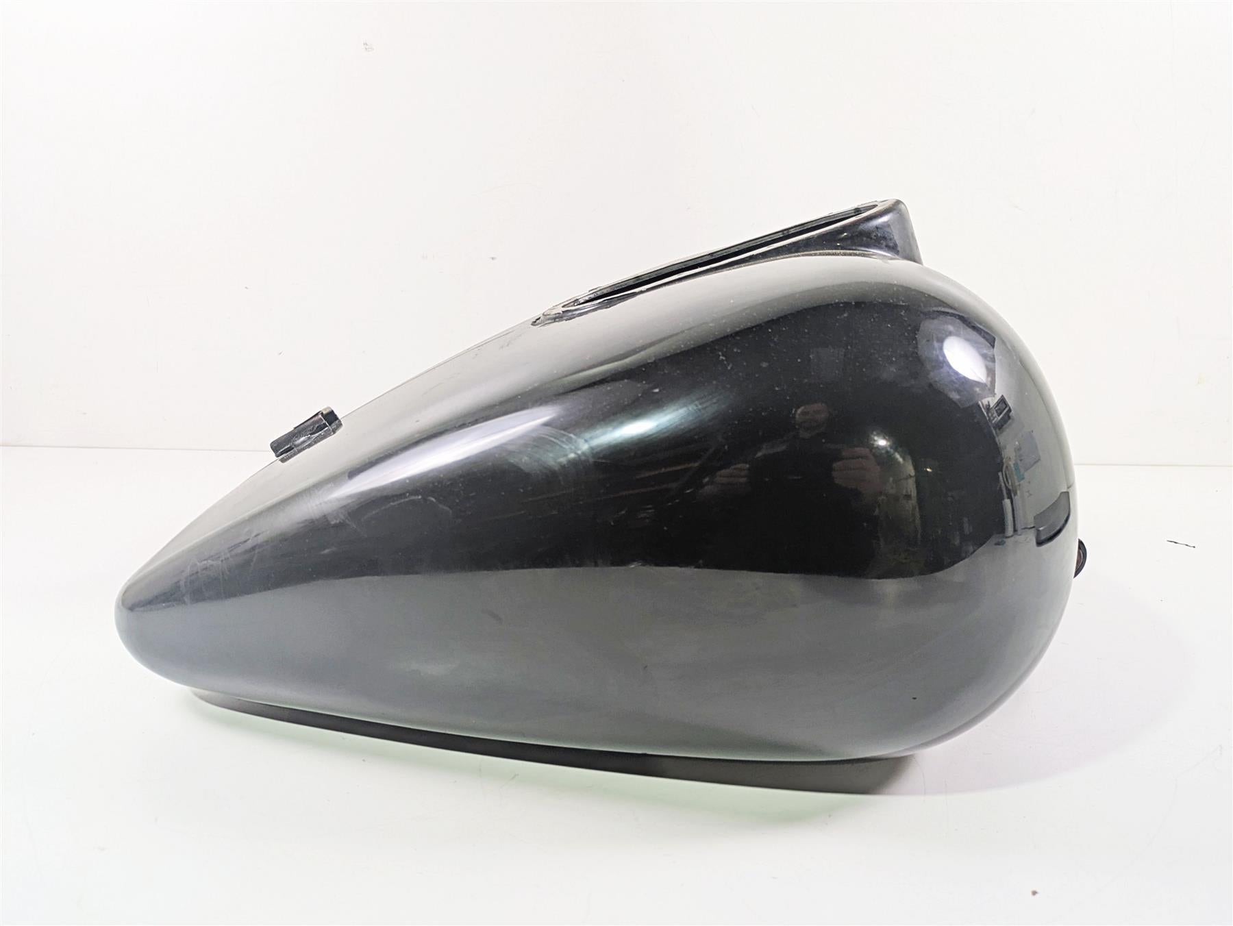 2001 Harley Touring FLHX Street Glide Fuel Gas Petrol Tank - Dented 61356-00 {{ shop.shopifyCountryName }} - Mototech271