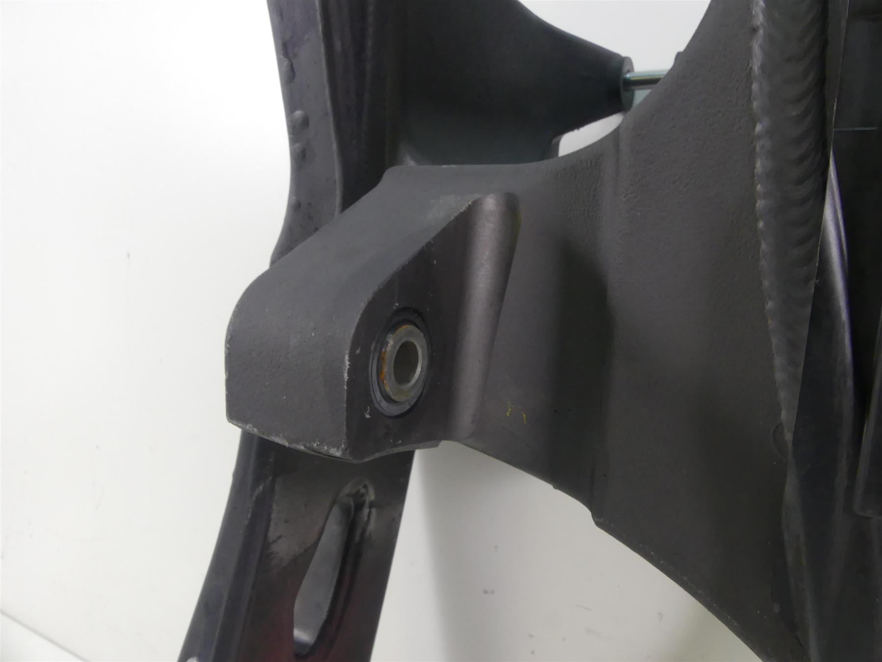2018 Honda CBR1000 RR SC77 Straight Rear Swingarm Swing Arm + Axle 52200-MKF-D40 {{ shop.shopifyCountryName }} - Mototech271