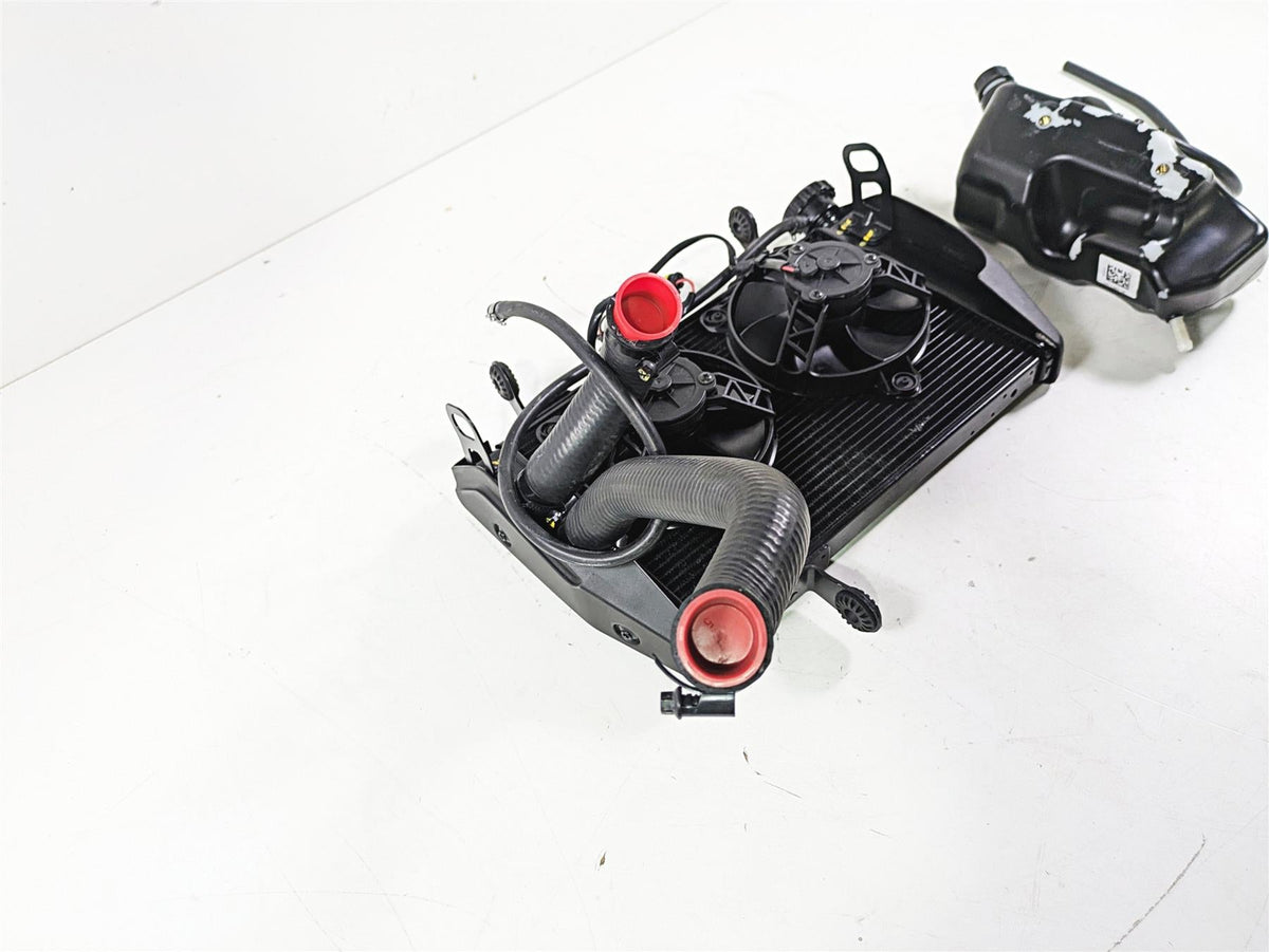 2018 Ducati Hypermotard 939 SP Radiator Fans Reservoir Hoses Set 54840981D {{ shop.shopifyCountryName }} - Mototech271