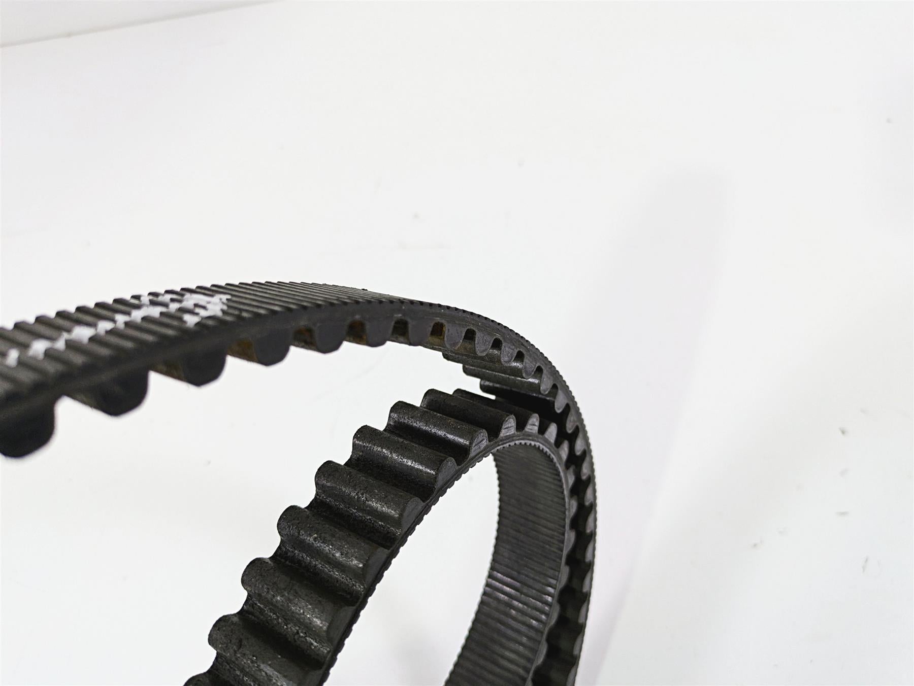 2003 Harley Softail FXSTDI Deuce 100th Drive Belt 135T 1-1/8" 40307-00B {{ shop.shopifyCountryName }} - Mototech271