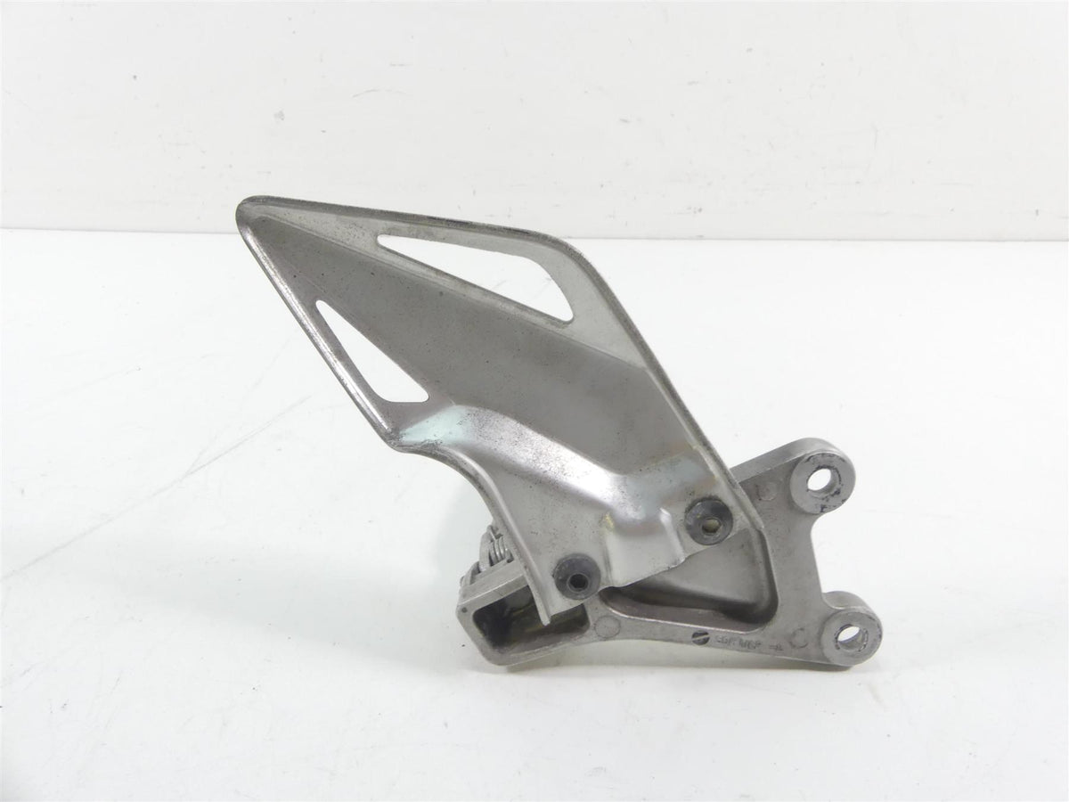 2018 Honda CBR1000 RR SC77 Front Left Rider Footpeg Foot Peg -Read 50700-MGP-D60 {{ shop.shopifyCountryName }} - Mototech271