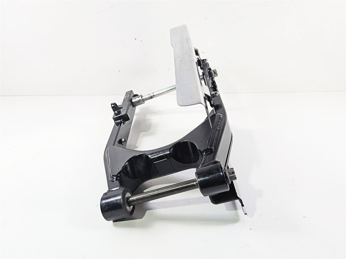 1998 Harley Dyna FXDL Low Rider Swingarm & Belt Guards 47820-90A {{ shop.shopifyCountryName }} - Mototech271