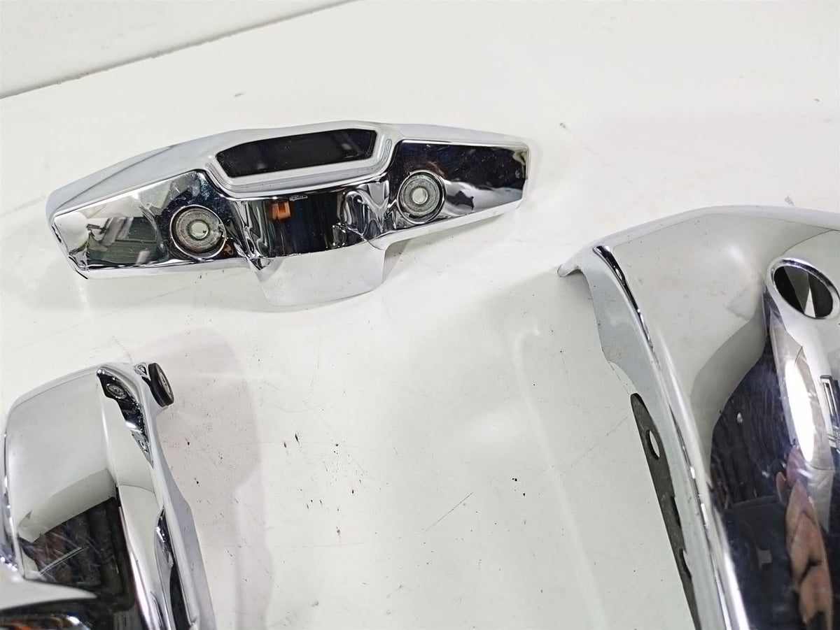 2007 Yamaha XVS1300 V-Star Tour Chrome Cover Fairing Set 3D8-15418-00-00 {{ shop.shopifyCountryName }} - Mototech271