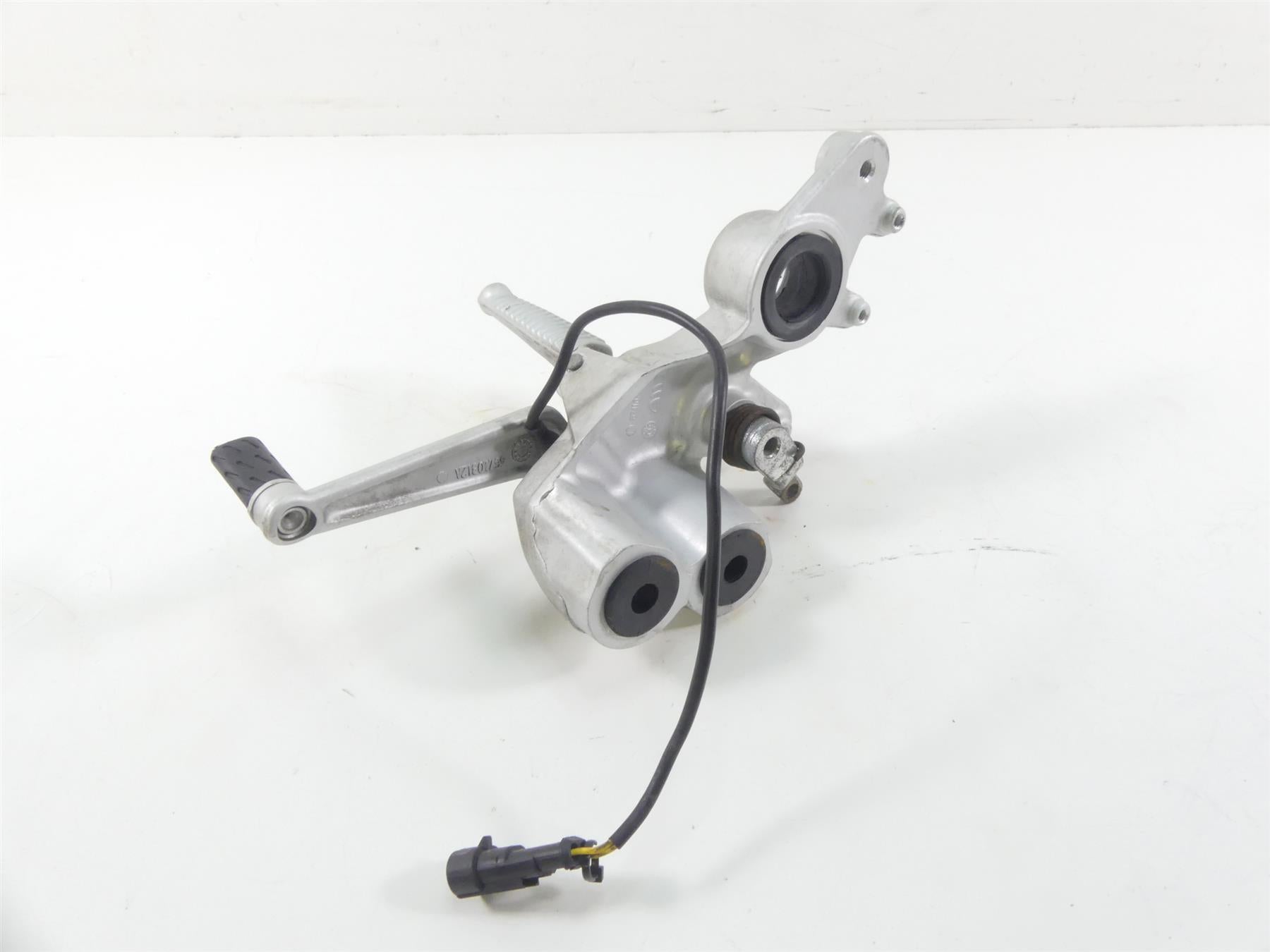 2005 Ducati Multistrada 1000S Front Right Footpeg & Brake Pedal 82420711A {{ shop.shopifyCountryName }} - Mototech271