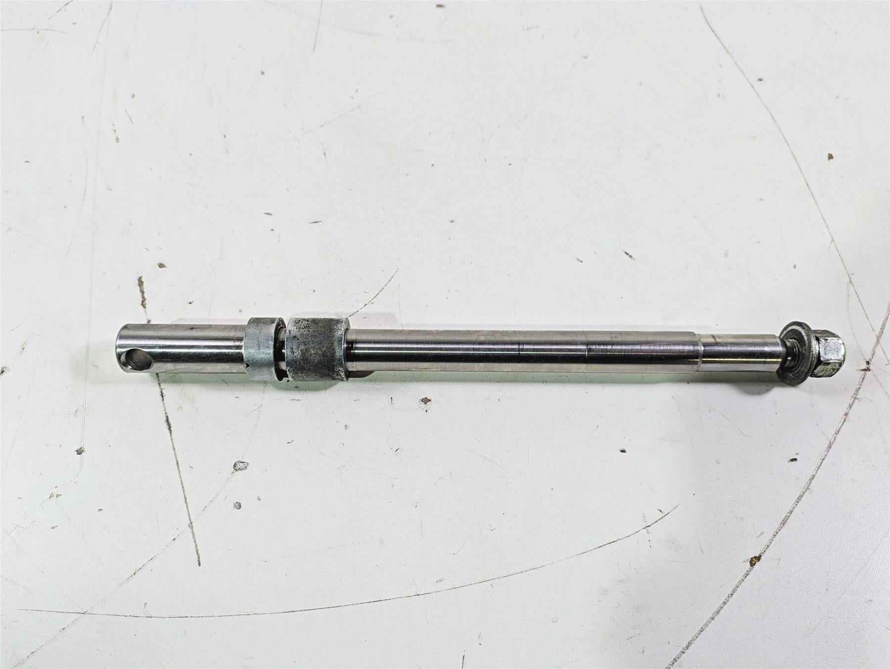 2004 Harley Softail FLSTF Fat Boy Front Axle Wheel Spindle 3/4 41584-86A {{ shop.shopifyCountryName }} - Mototech271