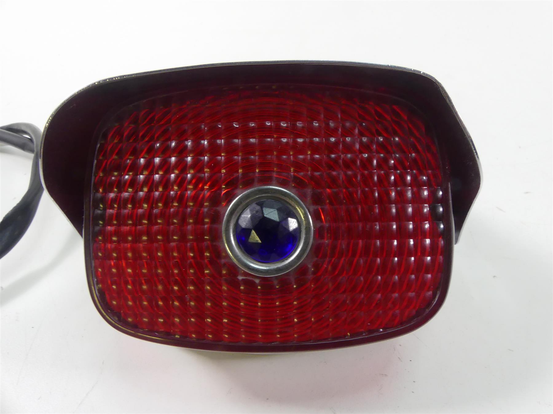 1993 Harley Dyna FXDL Low Rider Live to Ride Cover & Taillight + Wiring 68033-90 {{ shop.shopifyCountryName }} - Mototech271