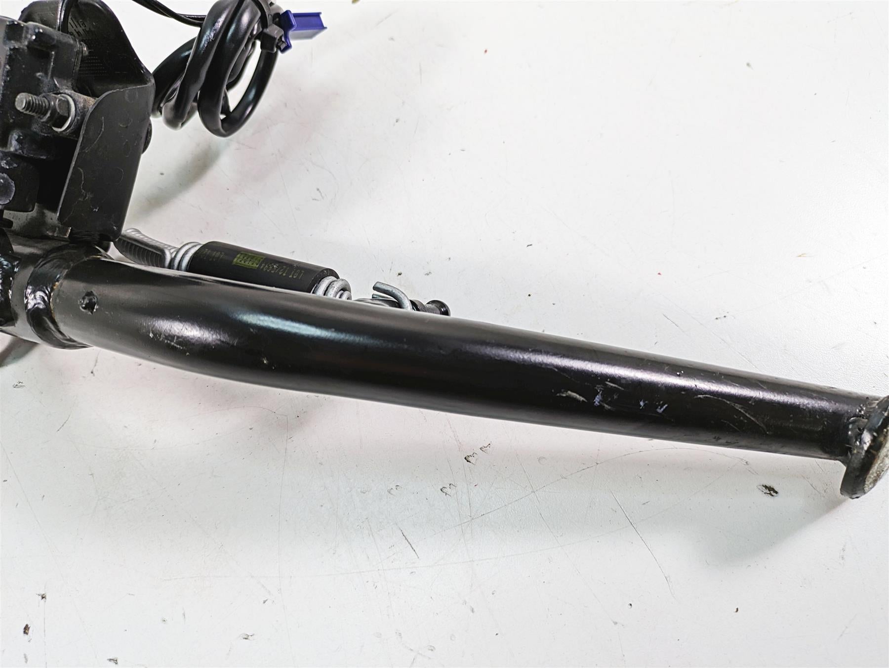 2020 Aprilia Tuono V4 Factory Side Kickstand Kick Stand & Switch 2B003283 {{ shop.shopifyCountryName }} - Mototech271