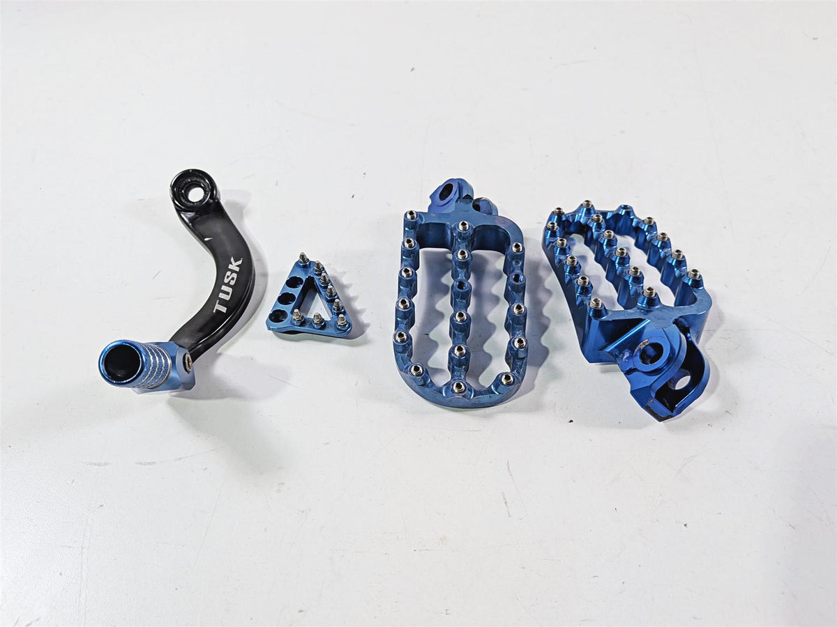2018 Husqvarna 701 Supermoto Aftermarket Foot Peg & Shifter Lever Set 1030850170-Mototech271